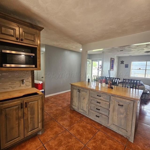 5907 Ne 23rd Avenue Property Photo 8