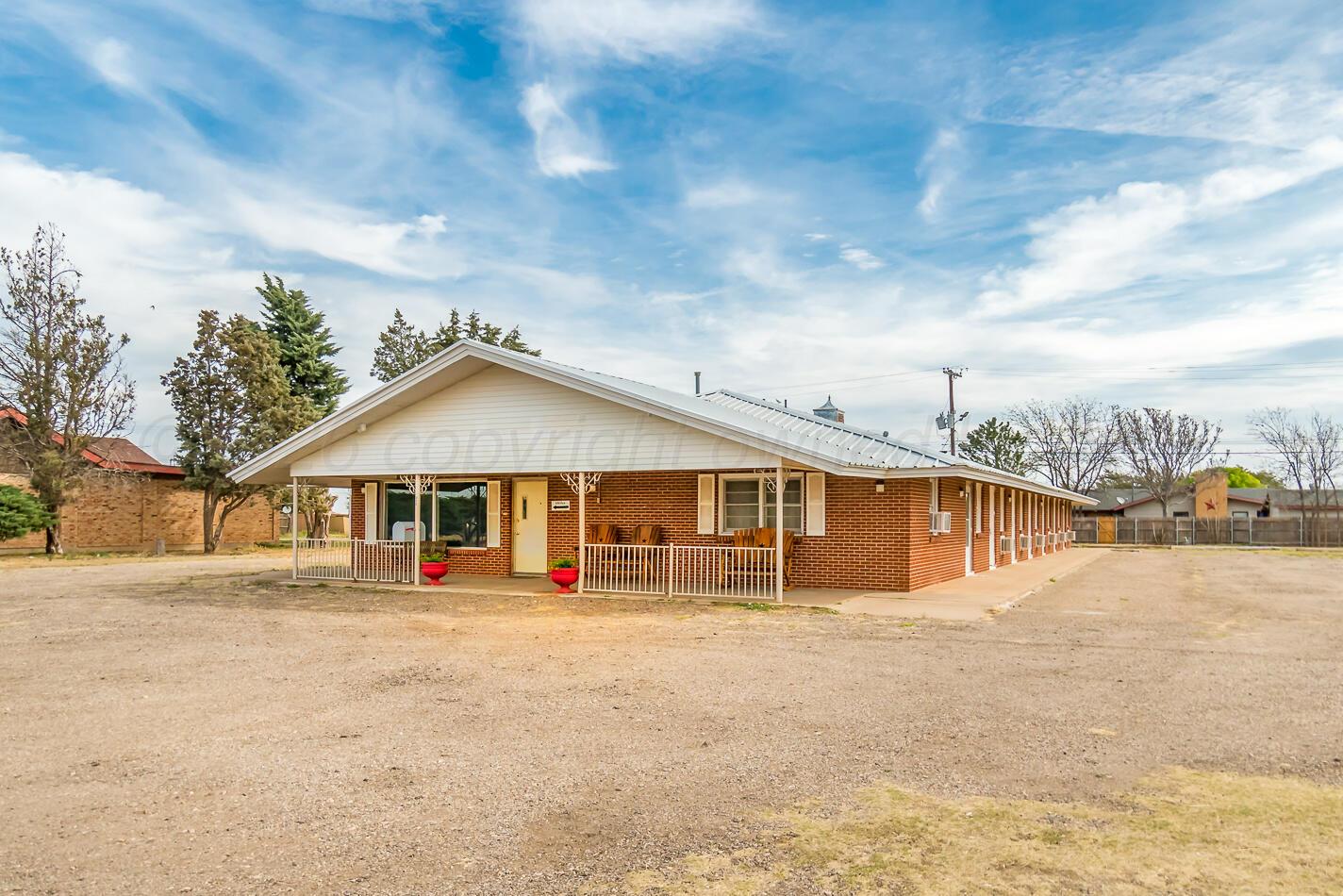 912 U.s. 87 Property Photo 2