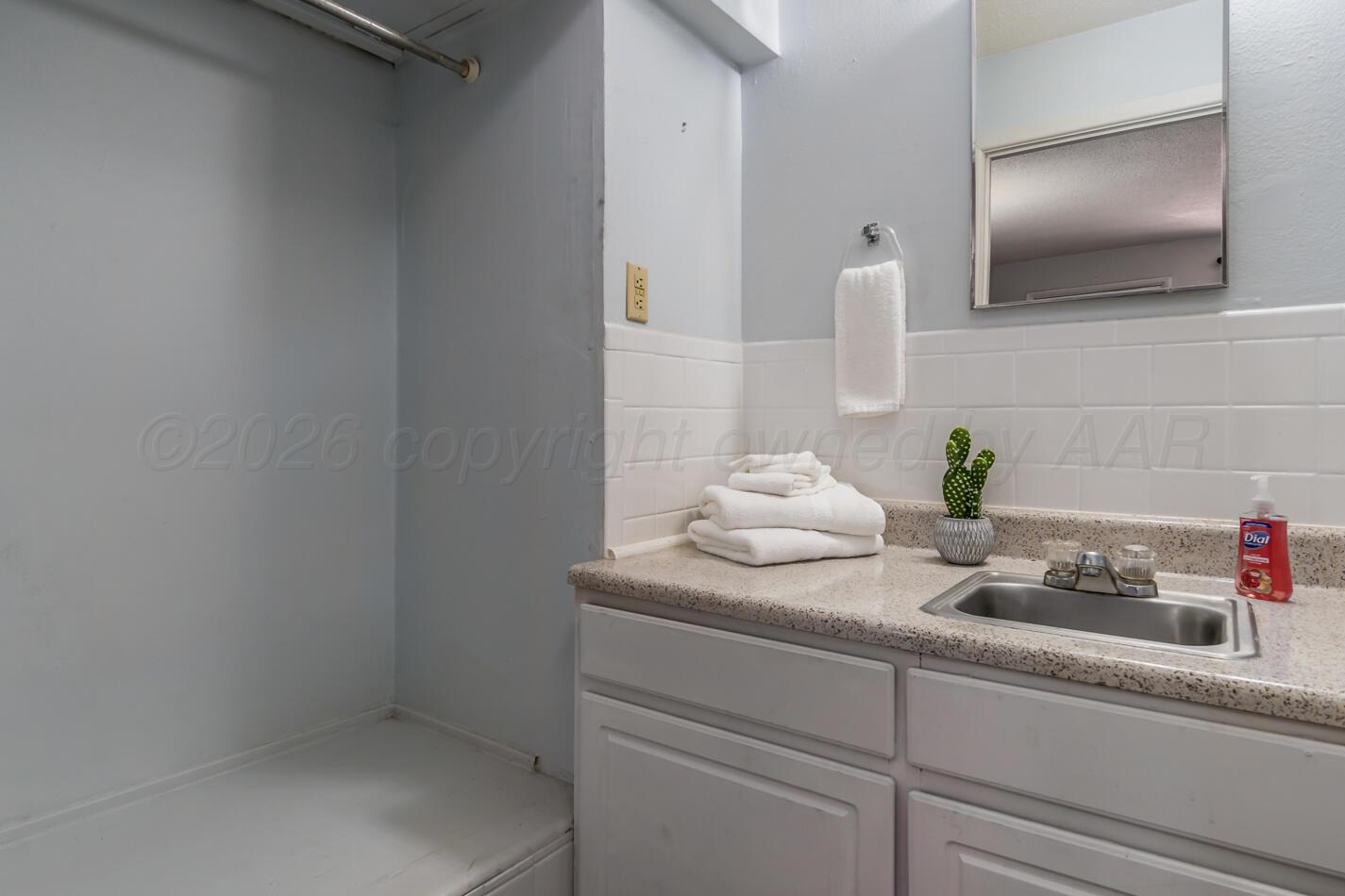 912 U.s. 87 Property Photo 30