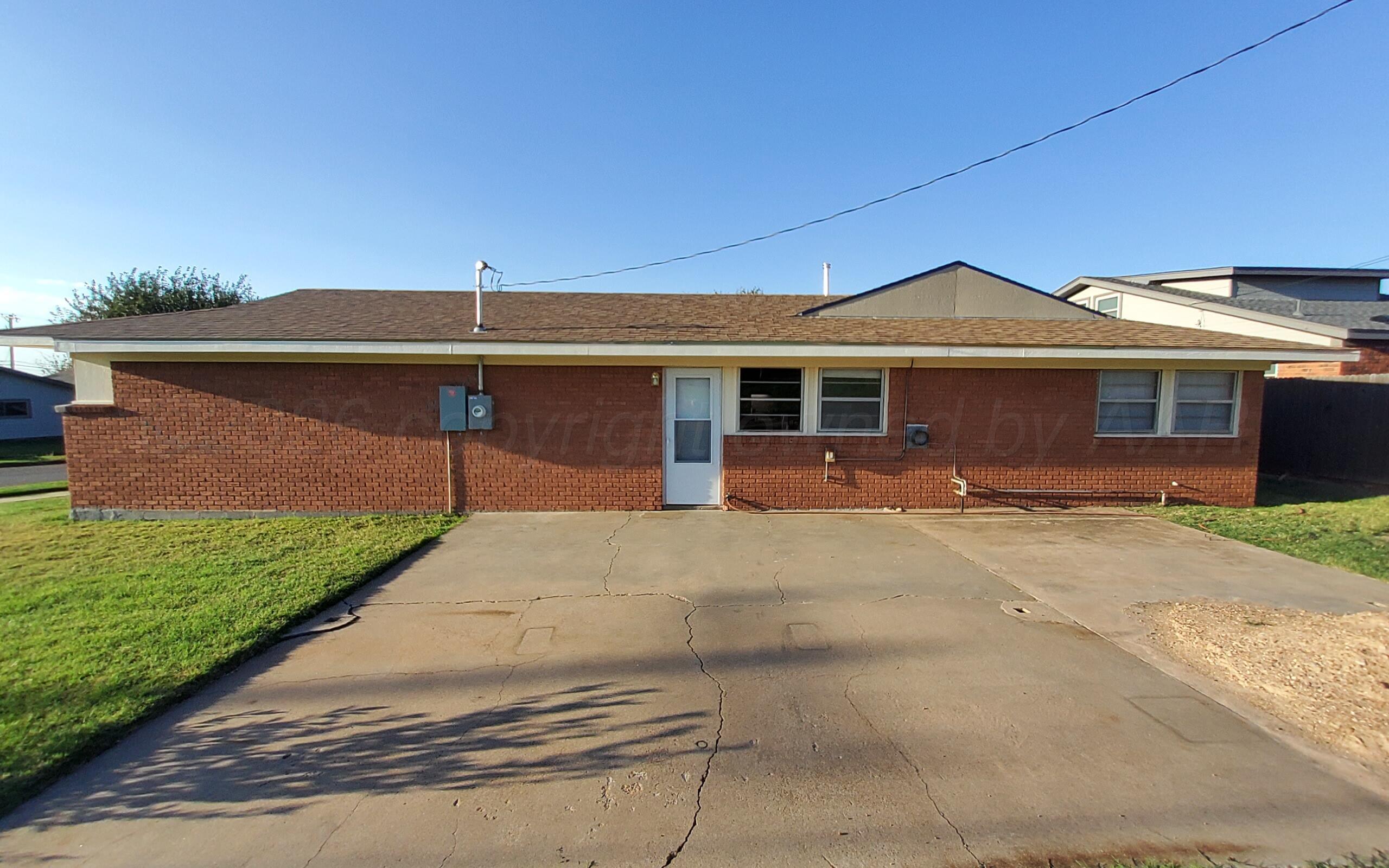 1019 Dillard Street Property Photo 2