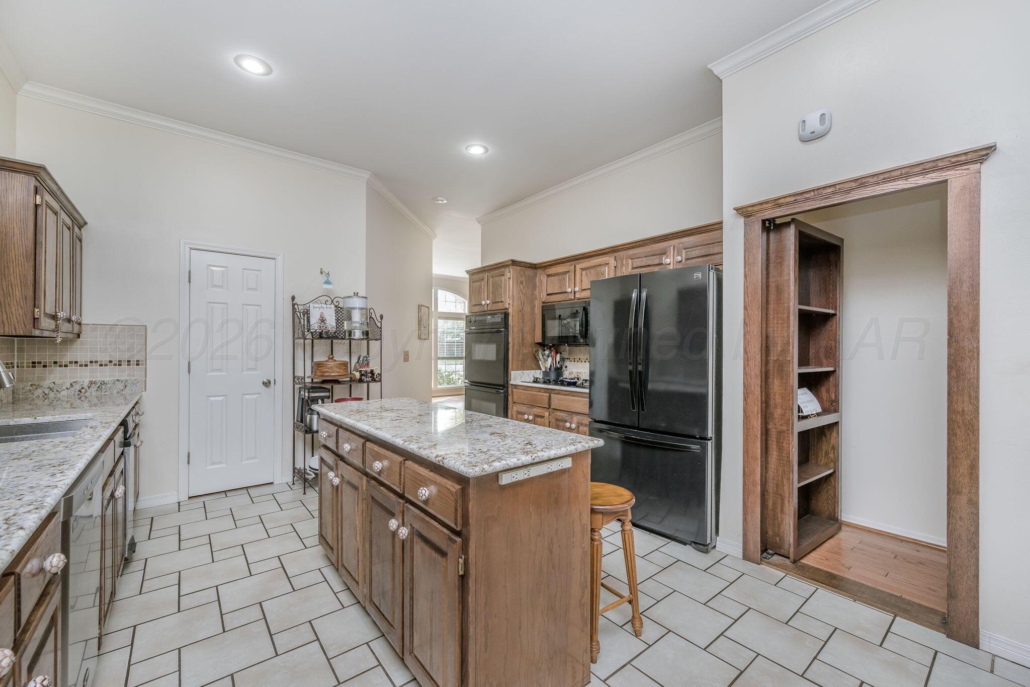 7809 Bent Tree Drive Property Photo 9