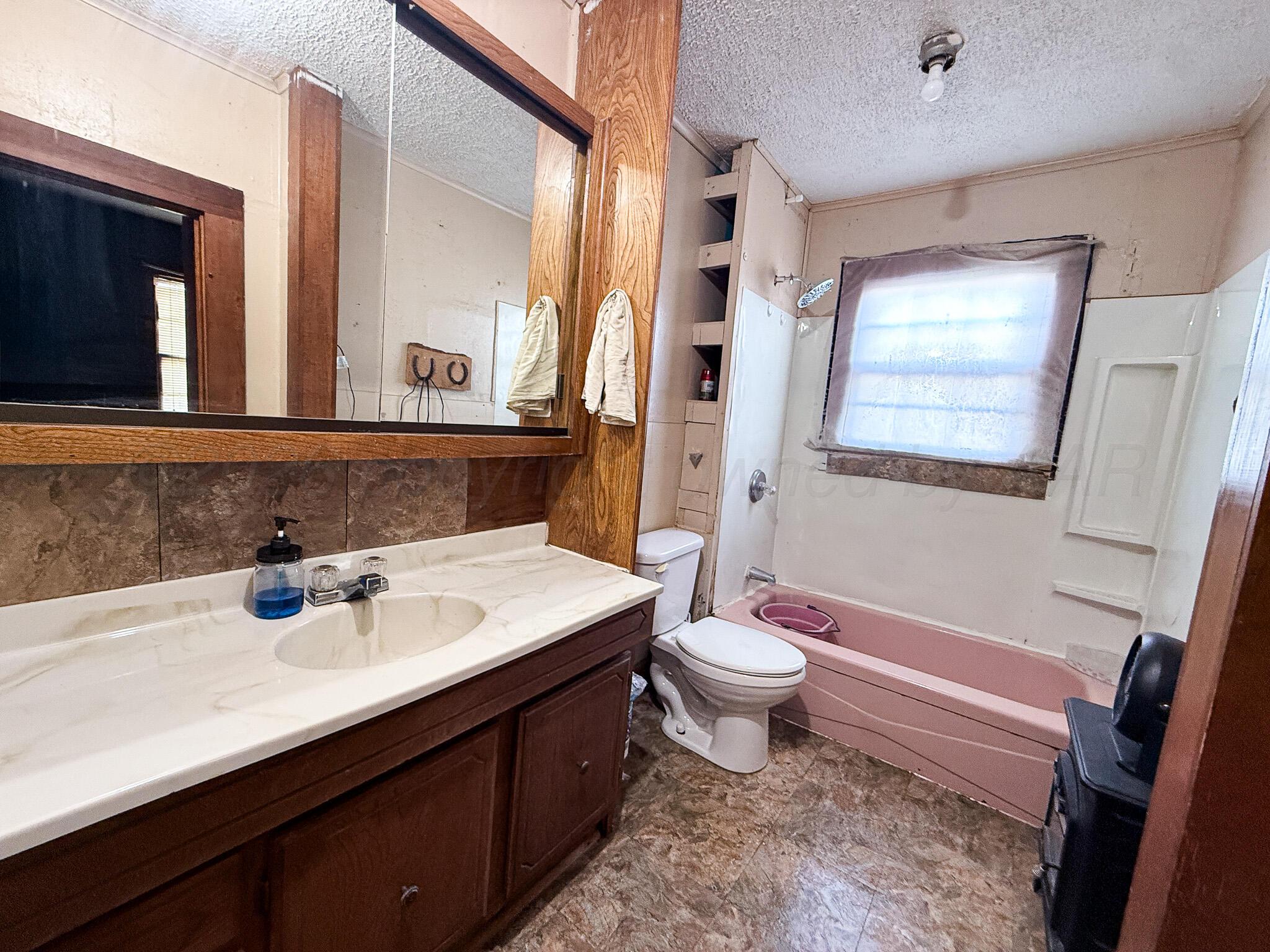 628 E Foster Avenue Property Photo 11