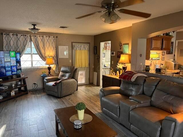 710 Steele Drive Property Photo 5