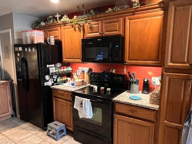 710 Steele Drive Property Photo 8