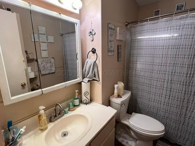 710 Steele Drive Property Photo 14