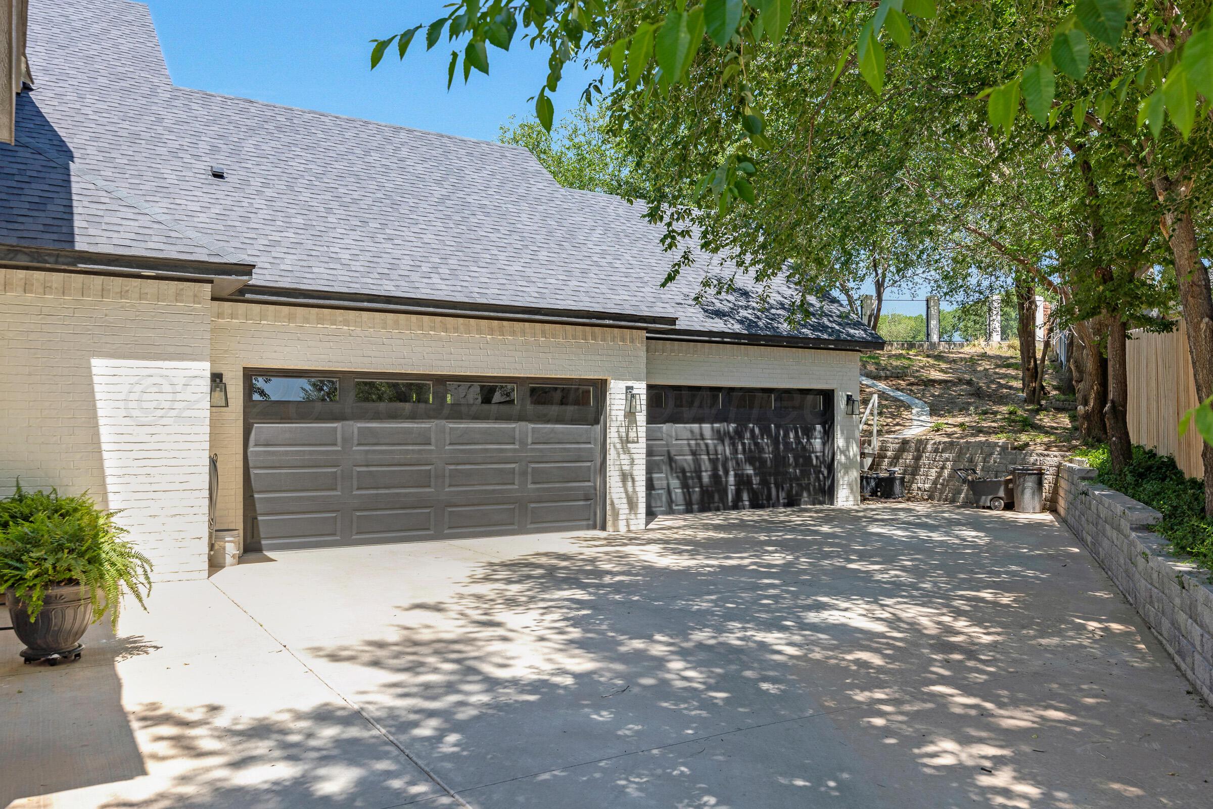 65 Jynteewood Circle Property Photo 3