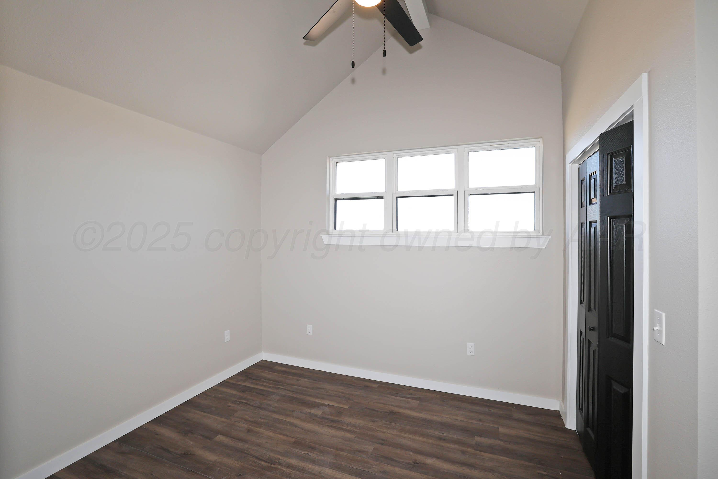 4010 Clive Avenue Property Photo 34