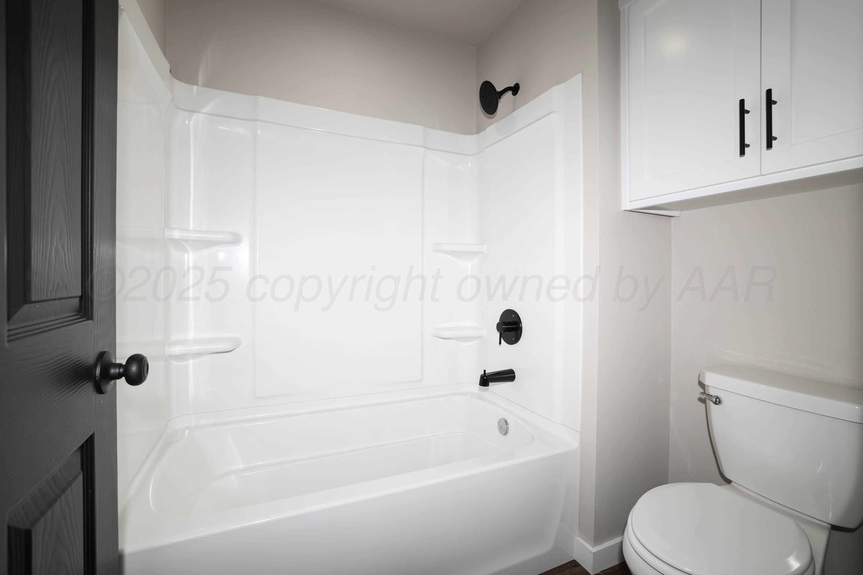4010 Clive Avenue Property Photo 37