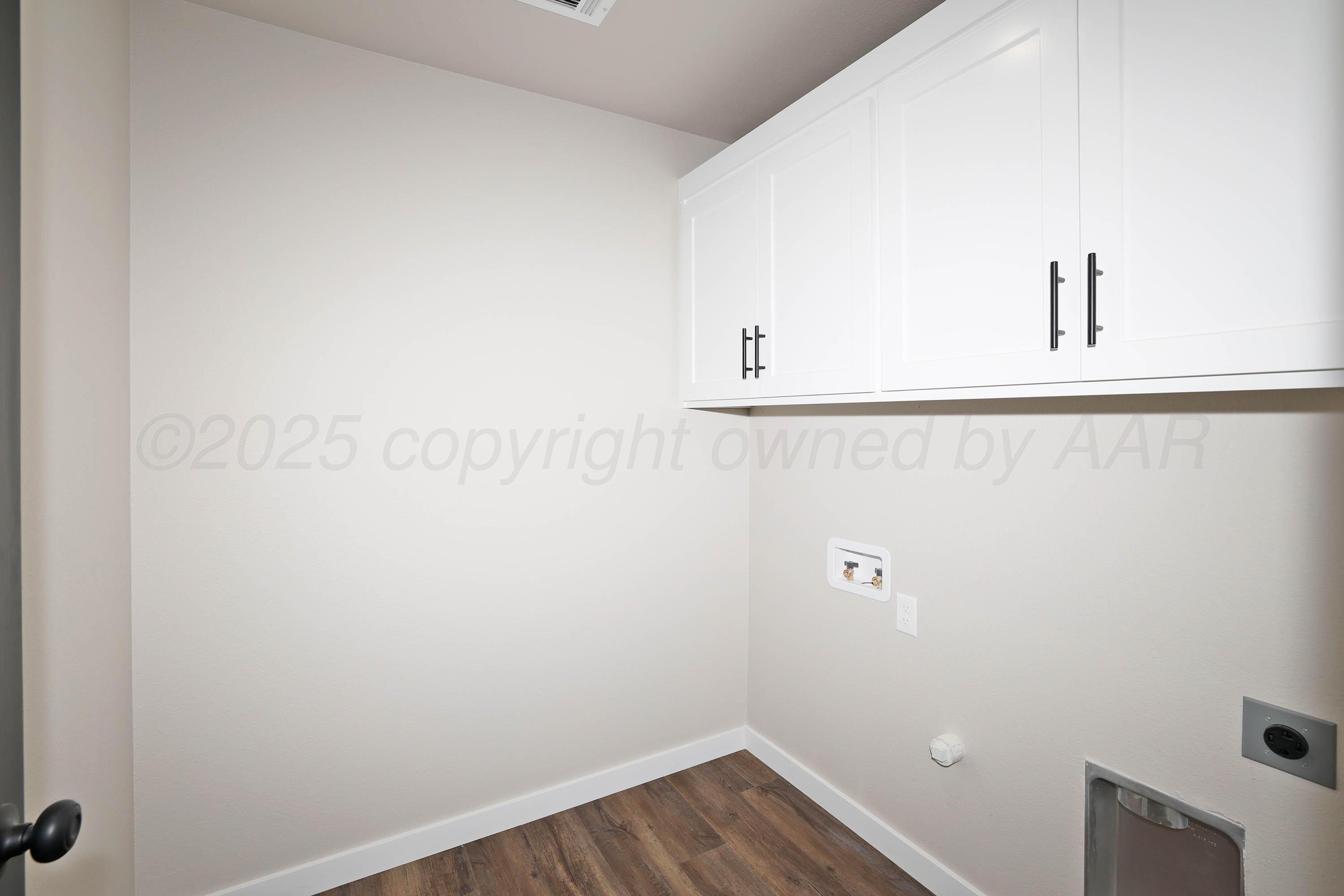4010 Clive Avenue Property Photo 39