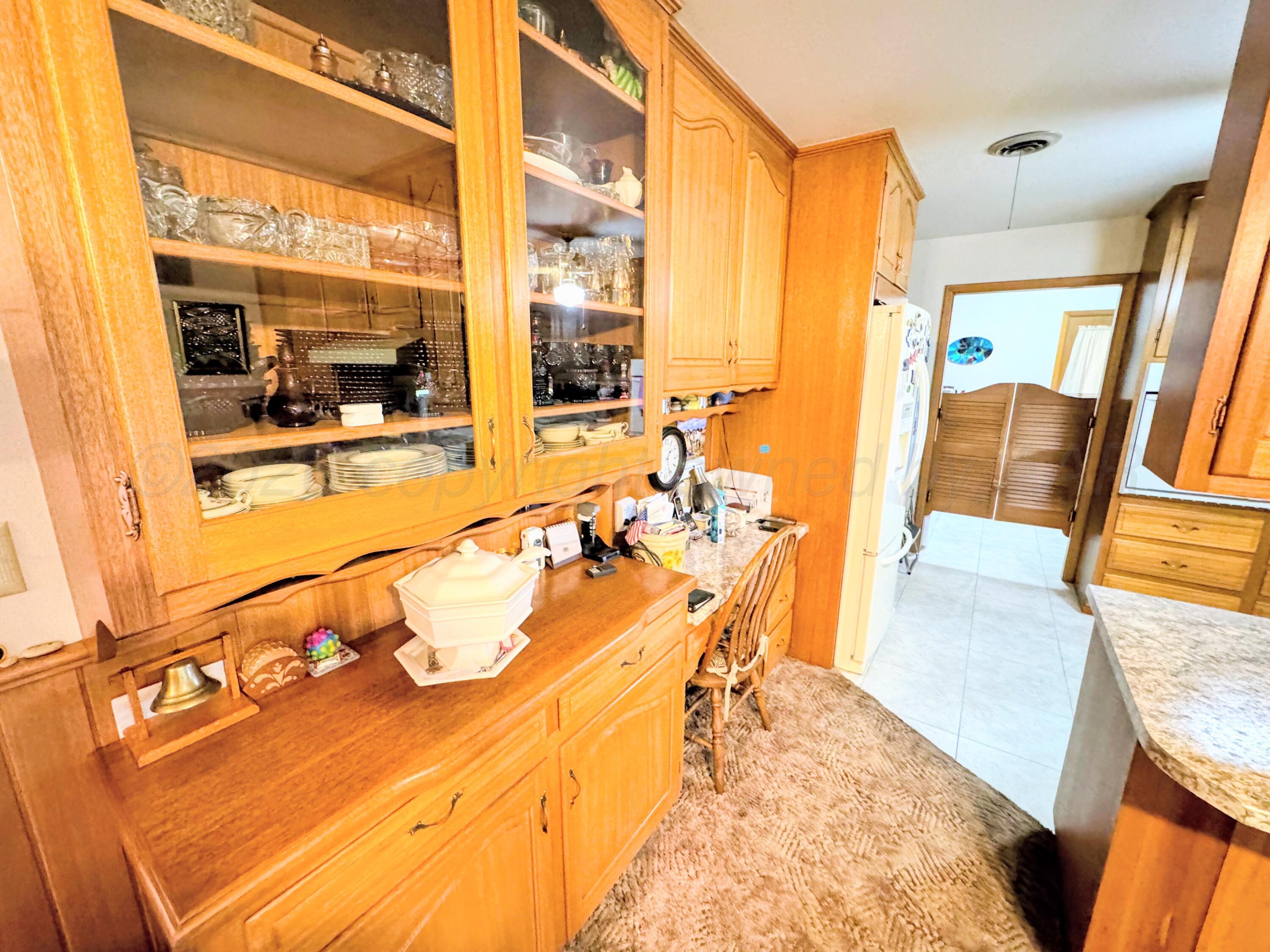 420 S Roland Street Property Photo 7