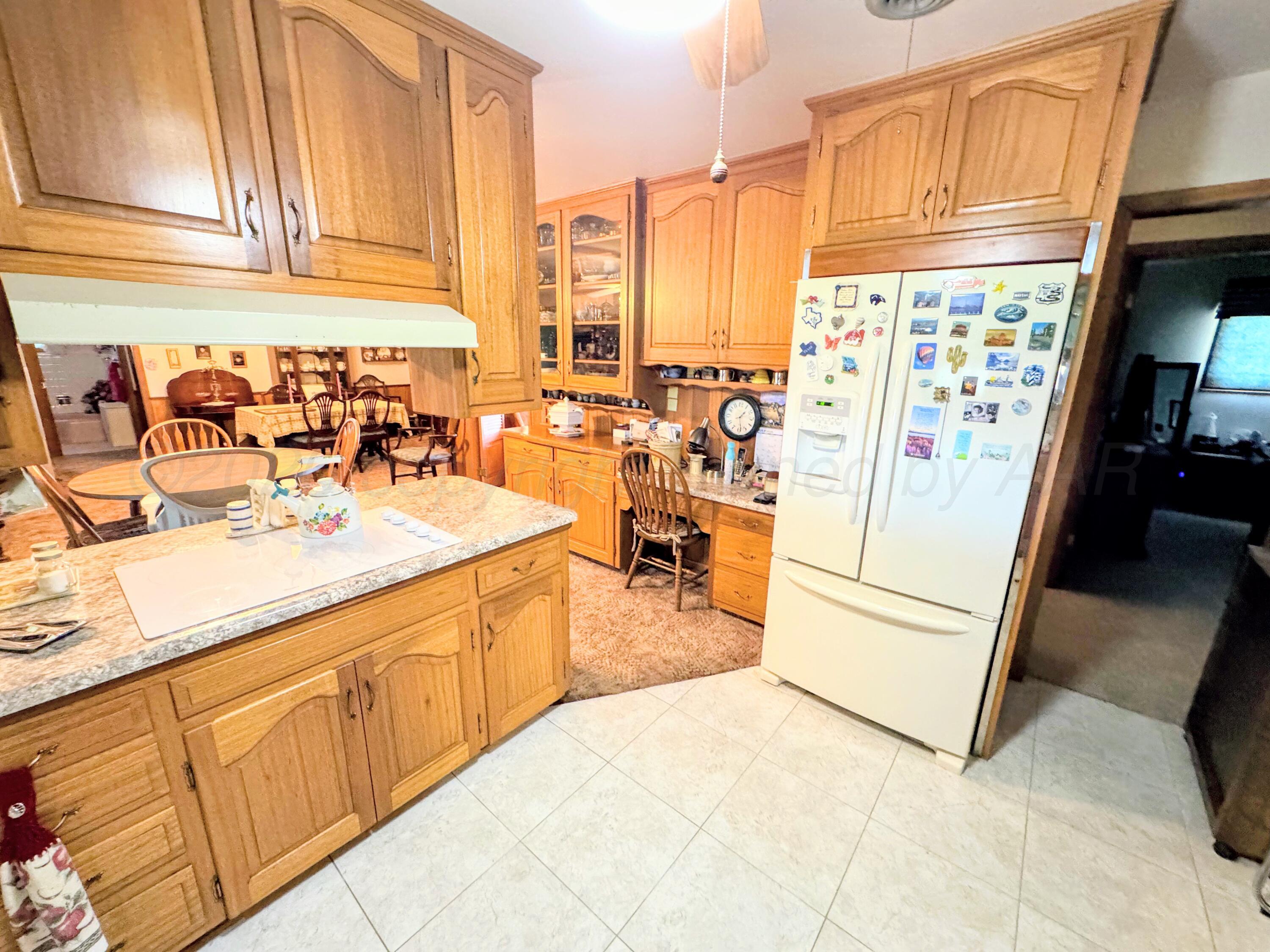 420 S Roland Street Property Photo 9