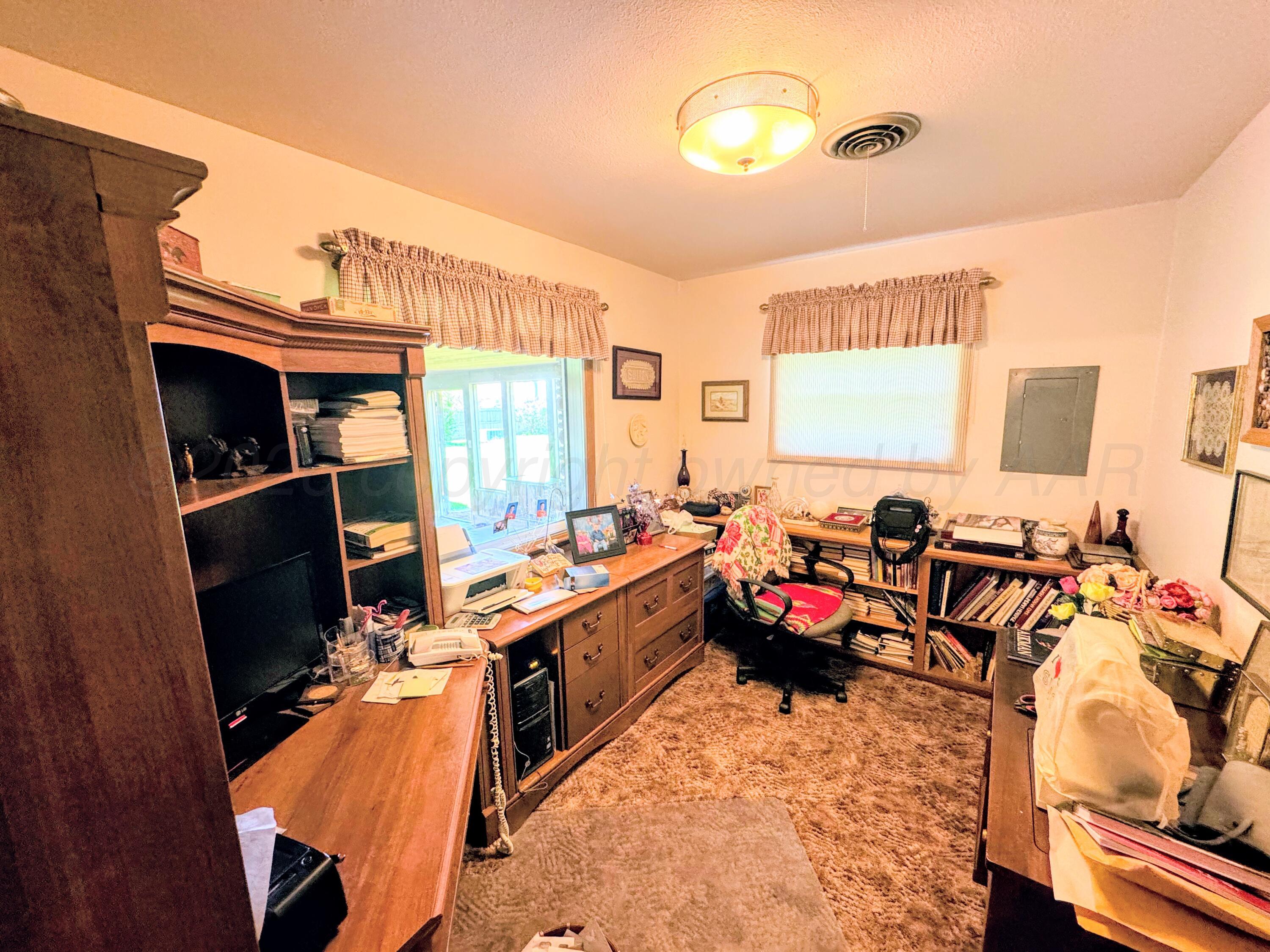 420 S Roland Street Property Photo 10