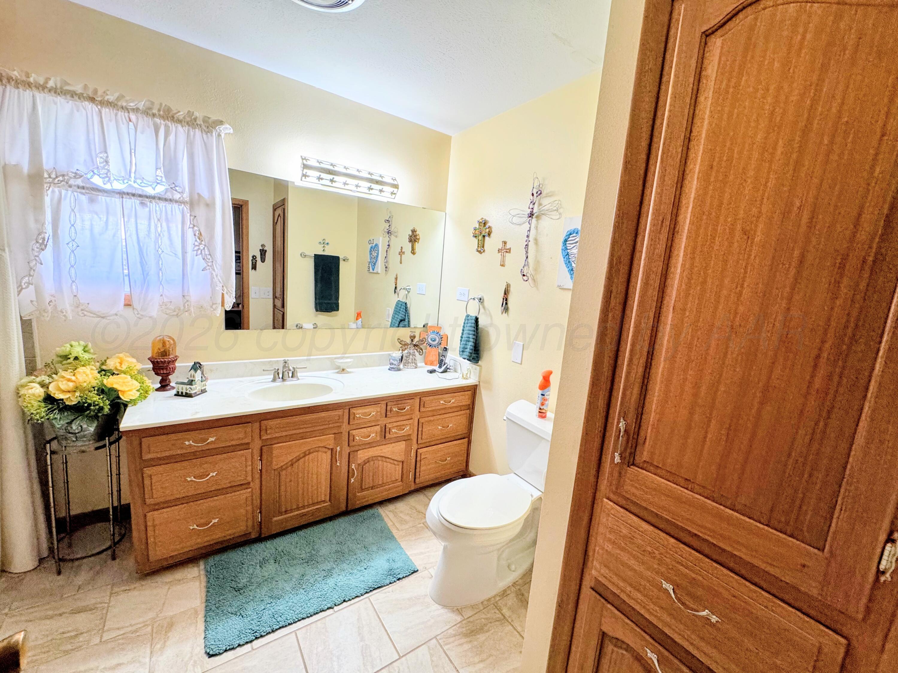 420 S Roland Street Property Photo 12