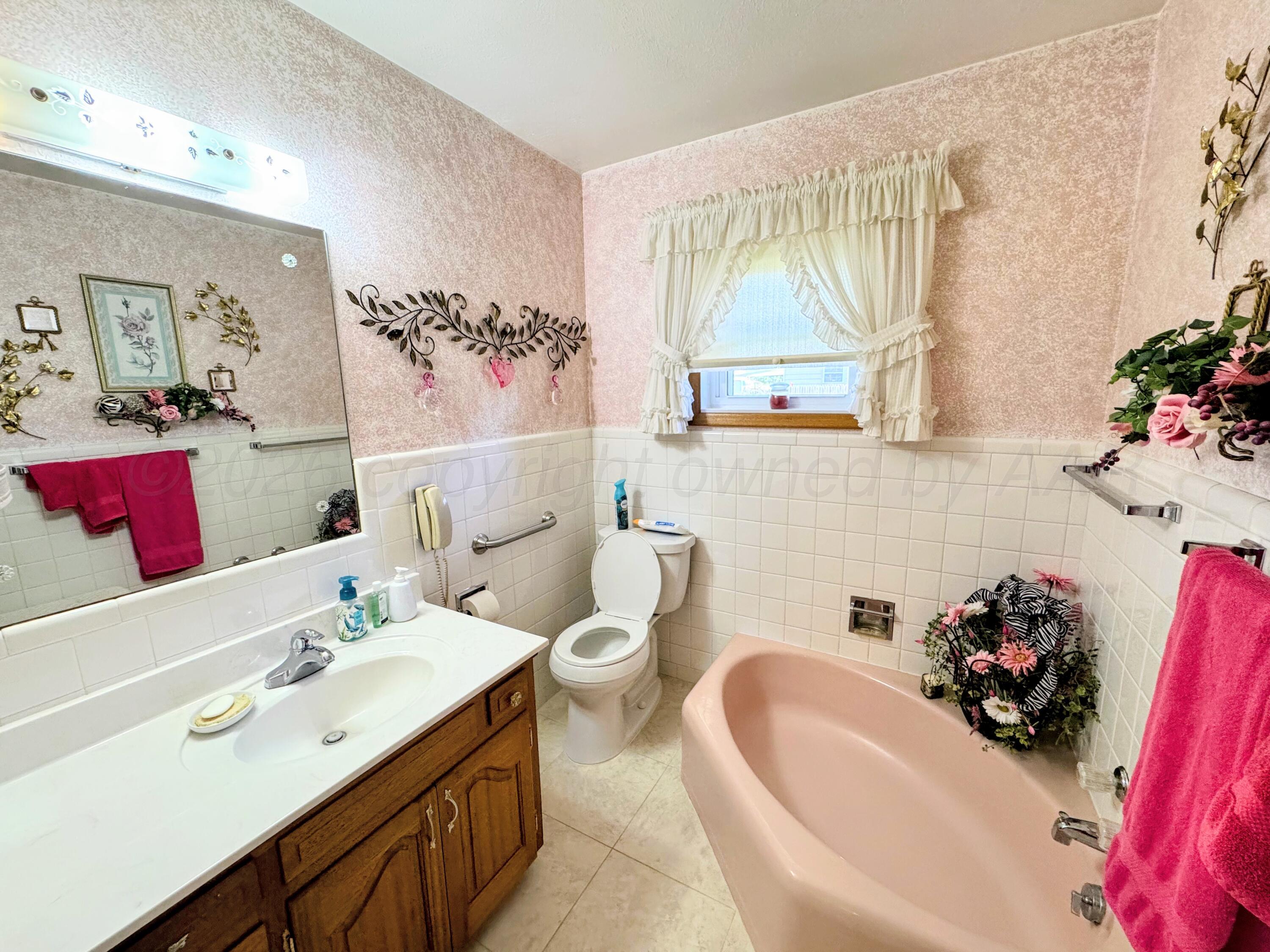 420 S Roland Street Property Photo 16