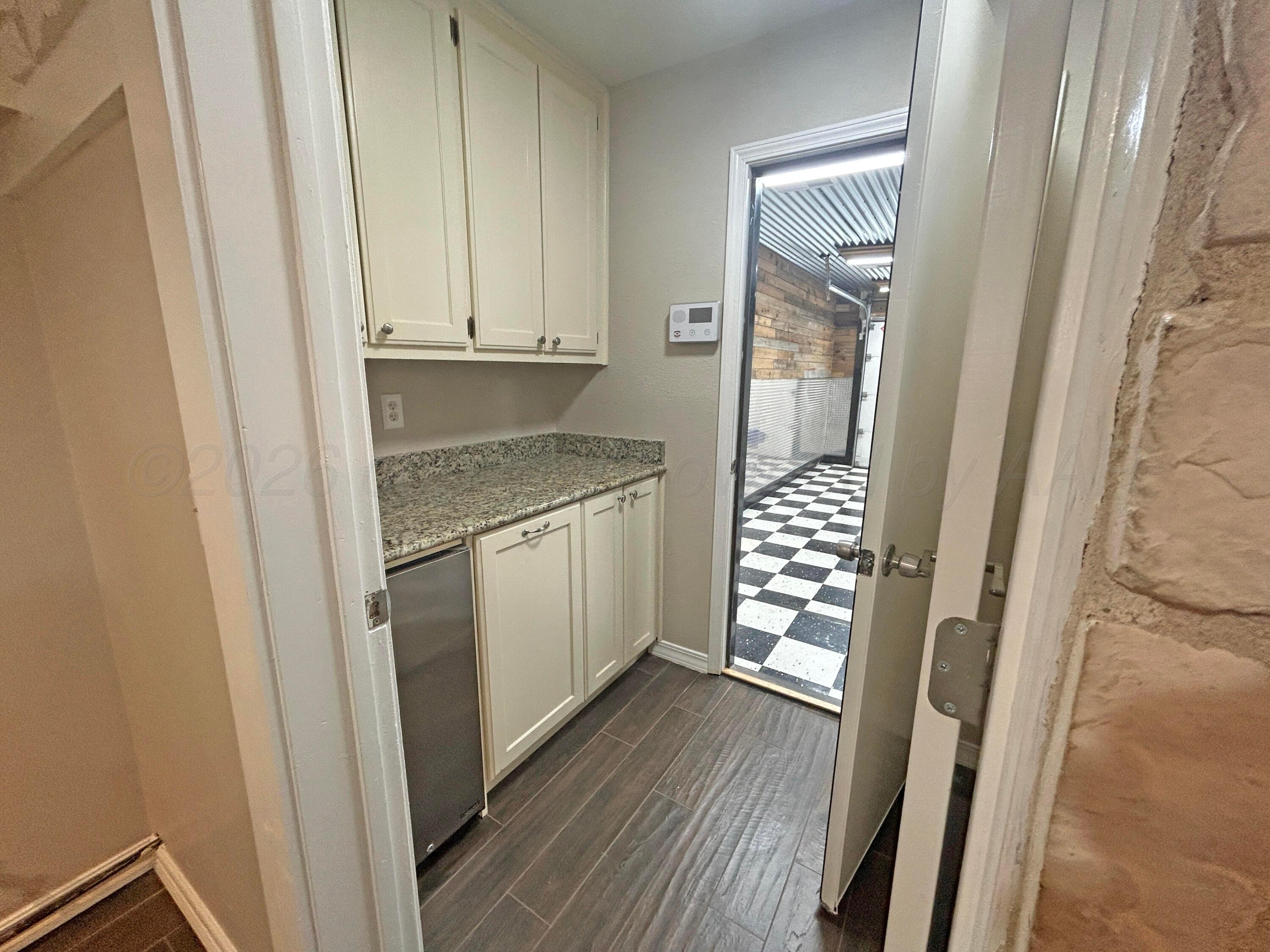 6210 Dartmouth Street Property Photo 7
