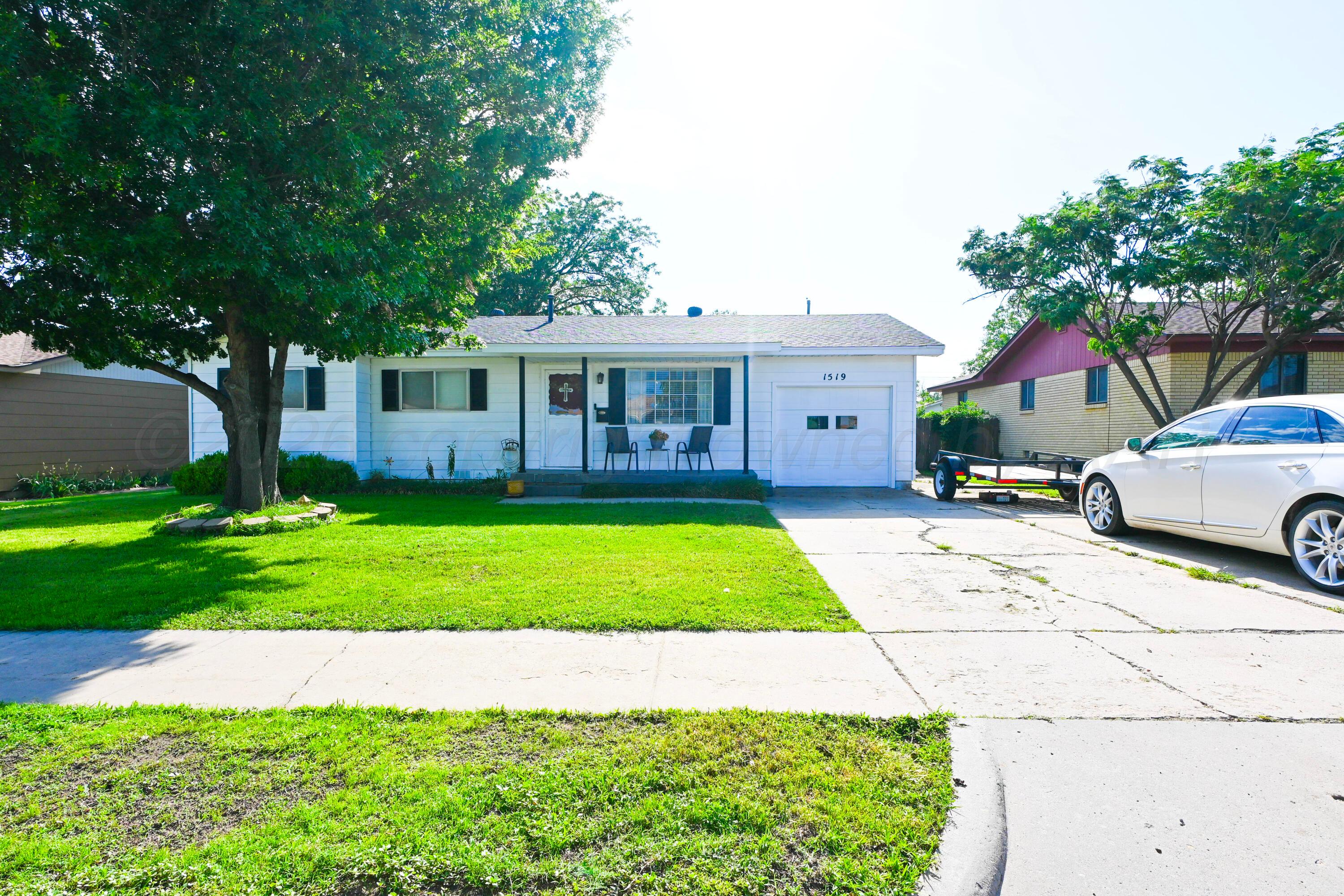 1519 N FAULKNER Street Property Photo 1
