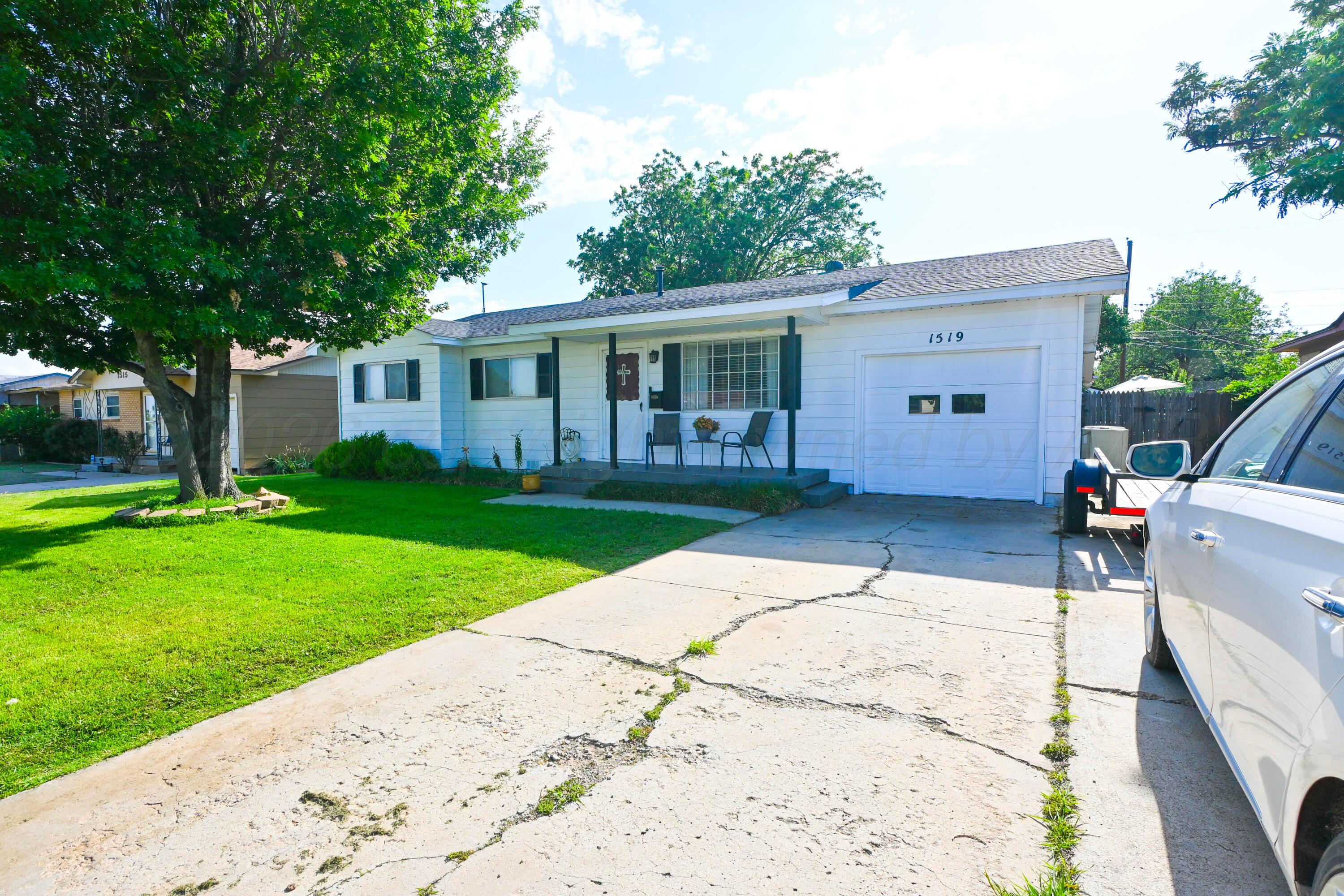 1519 N Faulkner Street Property Photo 2