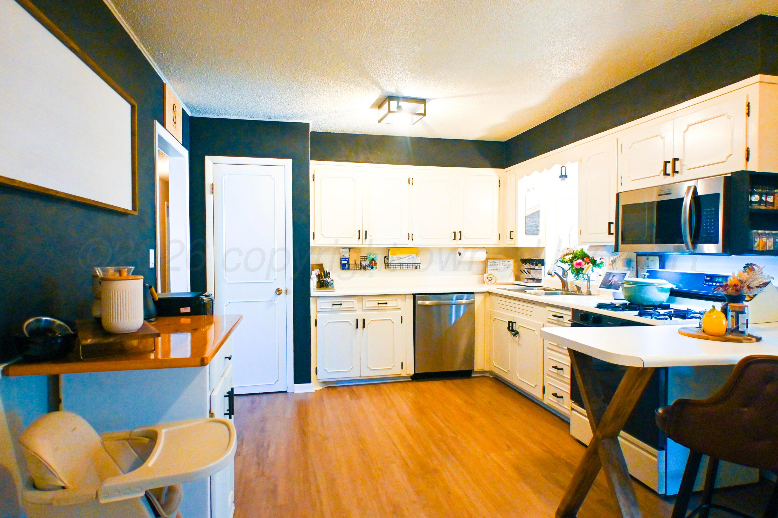 1519 N Faulkner Street Property Photo 9