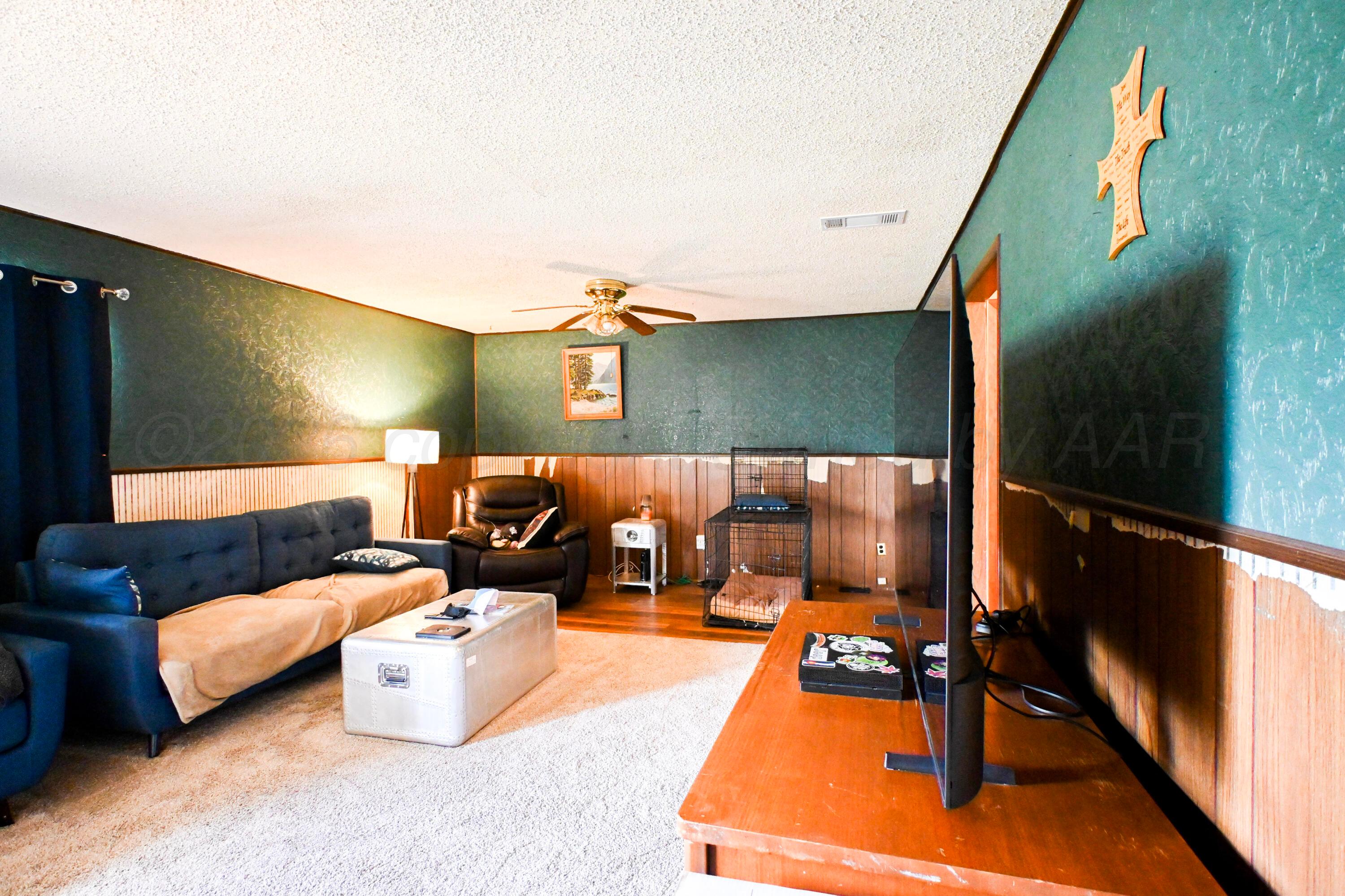405 Brown Avenue Property Photo 5