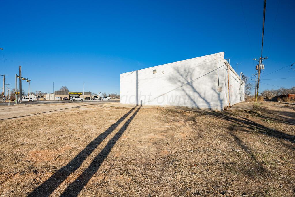 600 E Frederic Avenue Property Photo 11