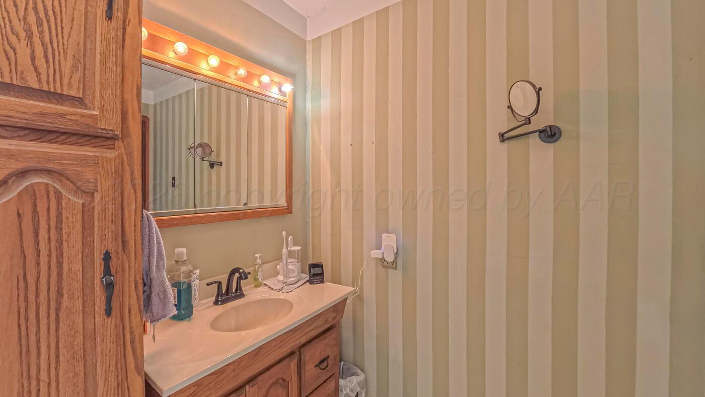 1605 S Bonham Street Property Photo 17