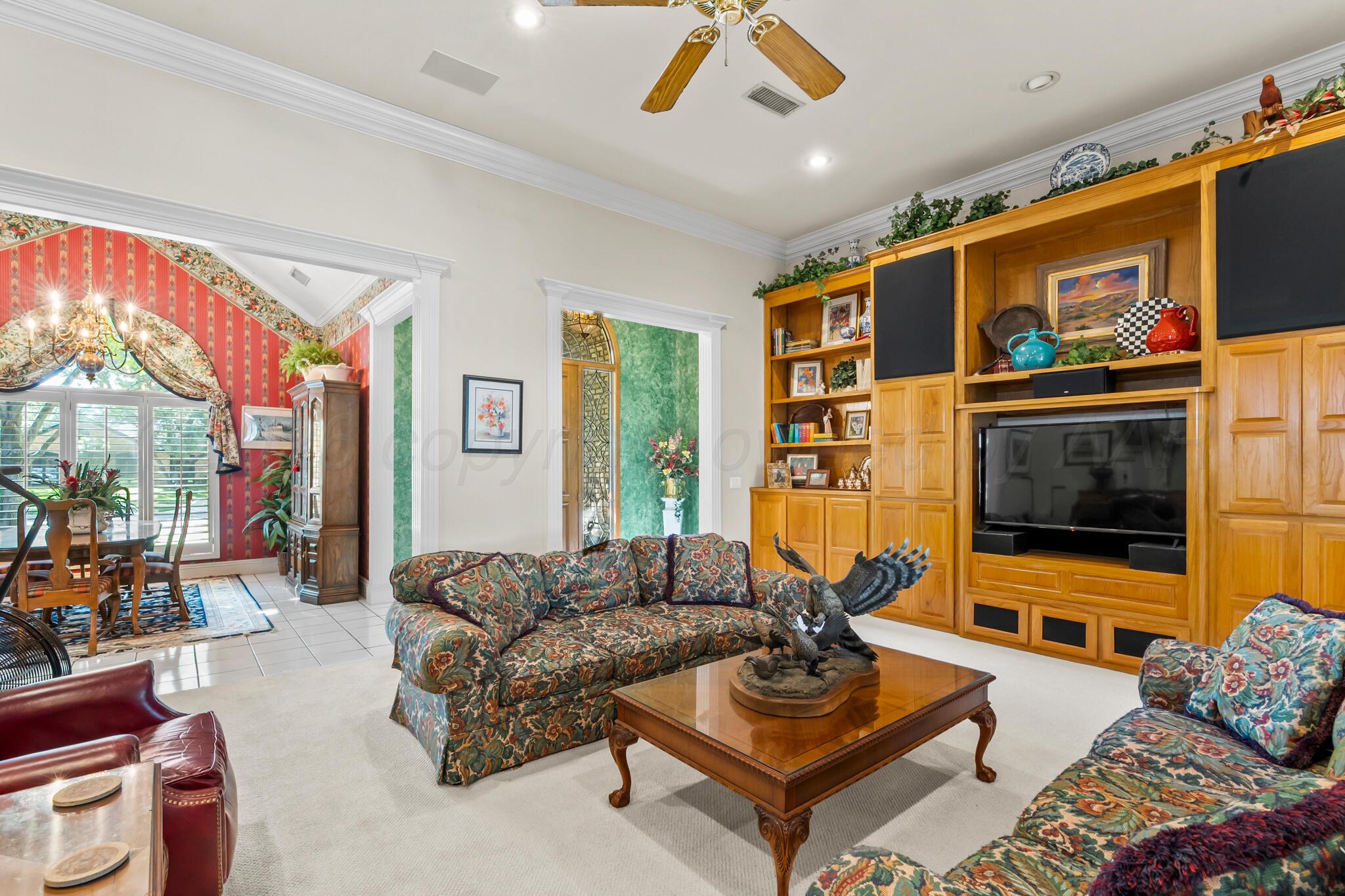 6710 Stoneham Drive Property Photo 17