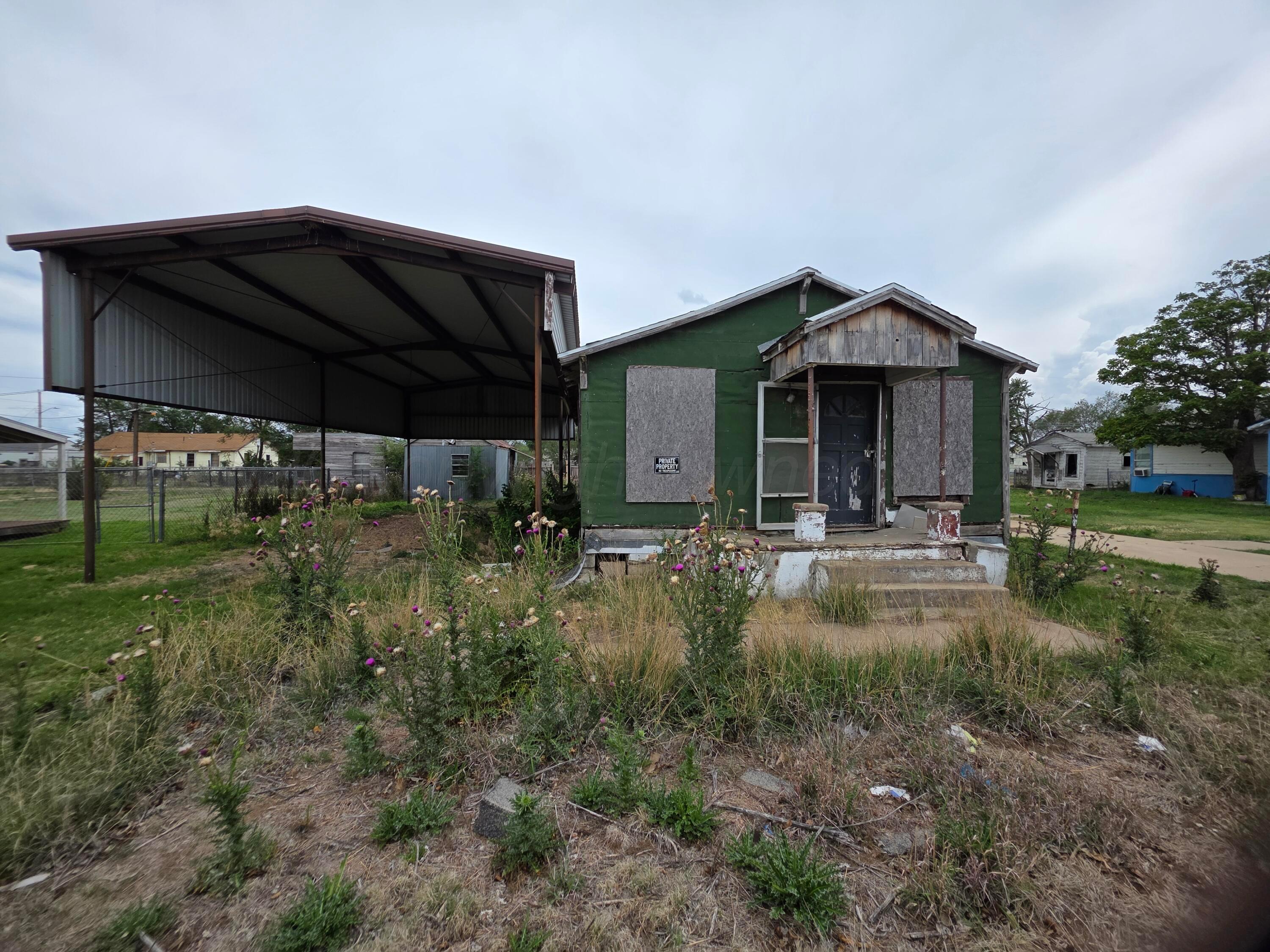 840 E Beryl Street Property Photo 1