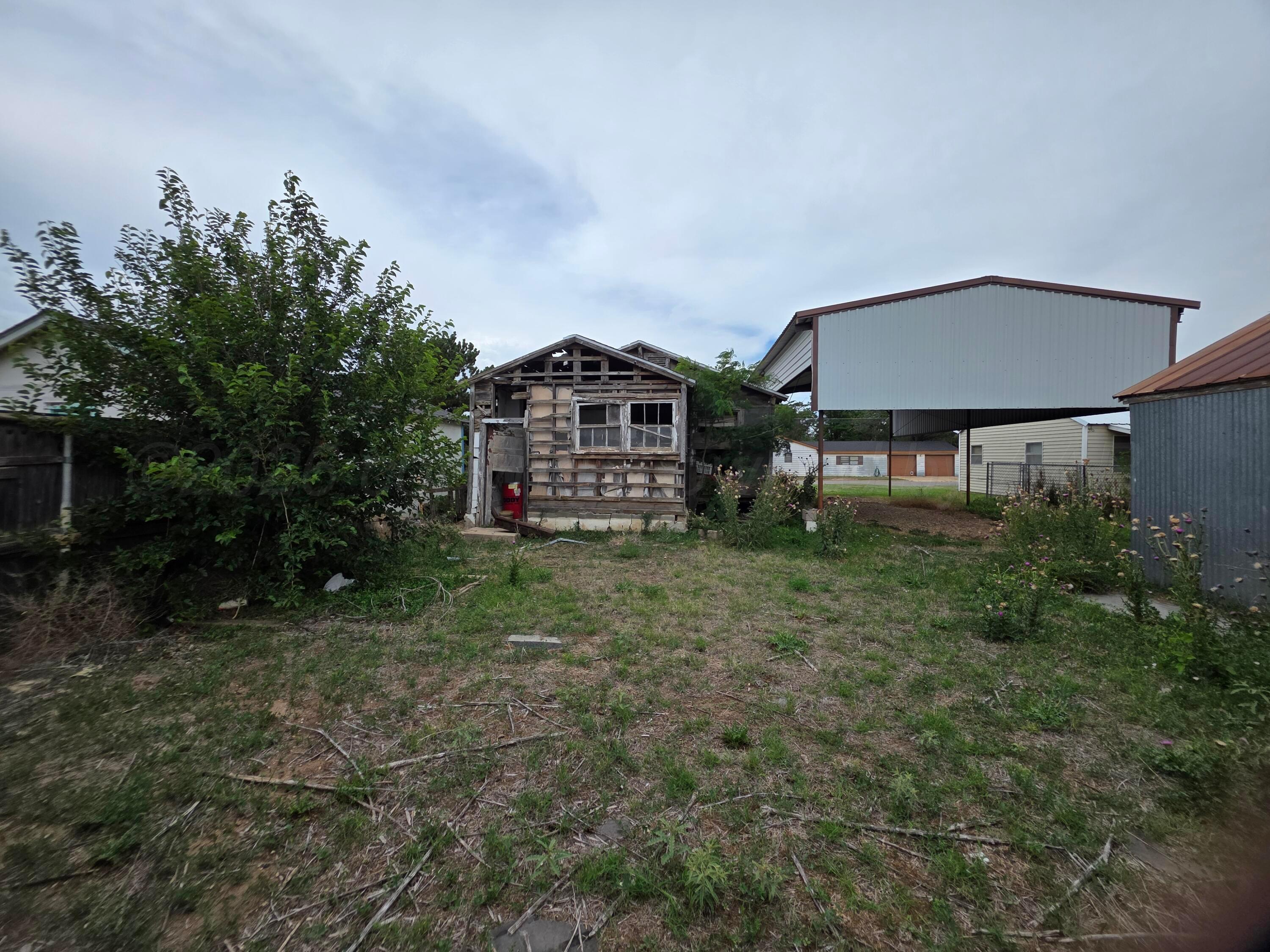 840 E Beryl Street Property Photo 5