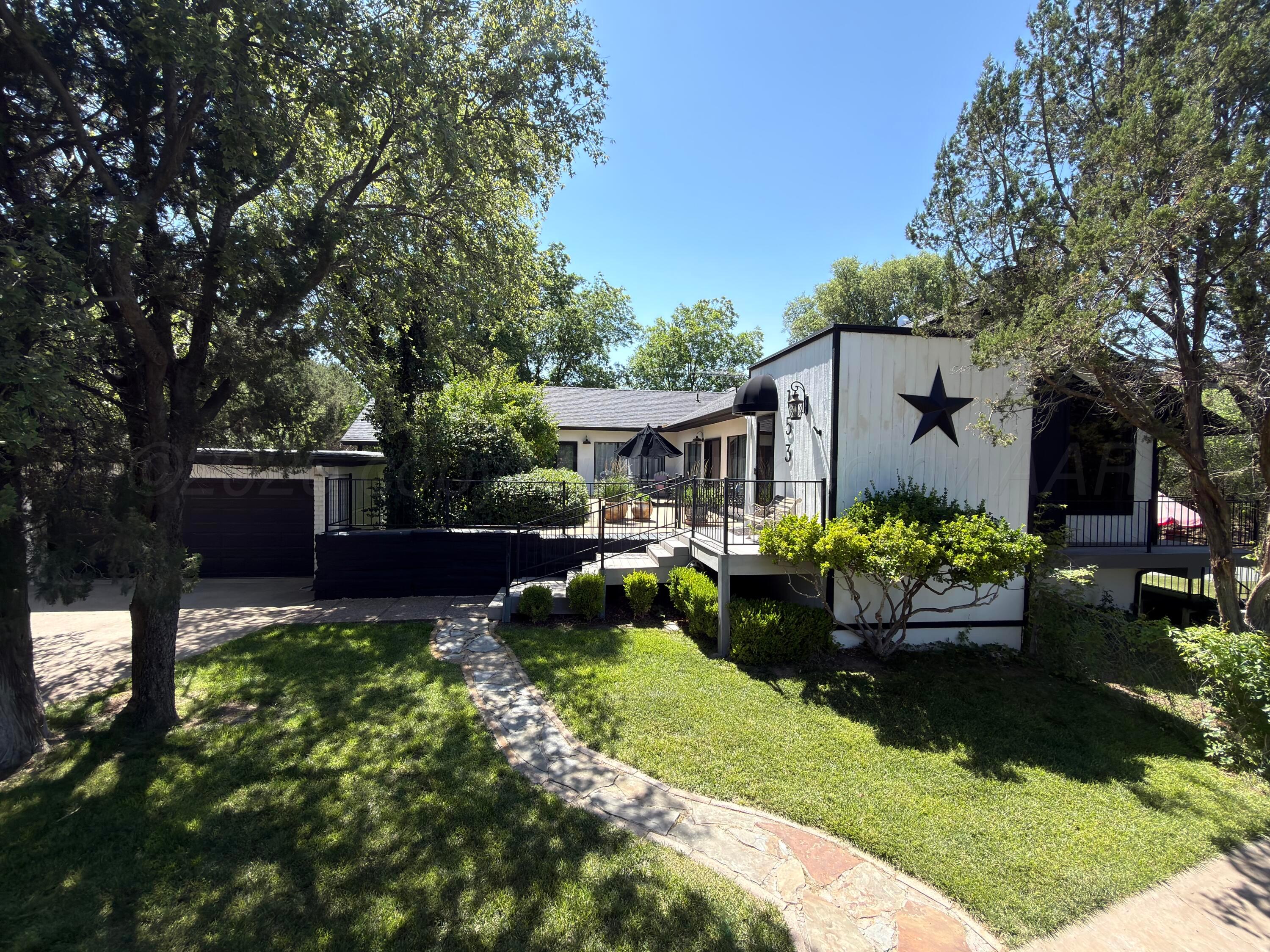 153 N Timbercreek Circle Property Photo 4