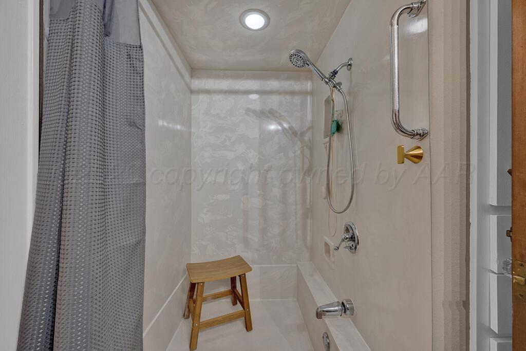153 N Timbercreek Circle Property Photo 31