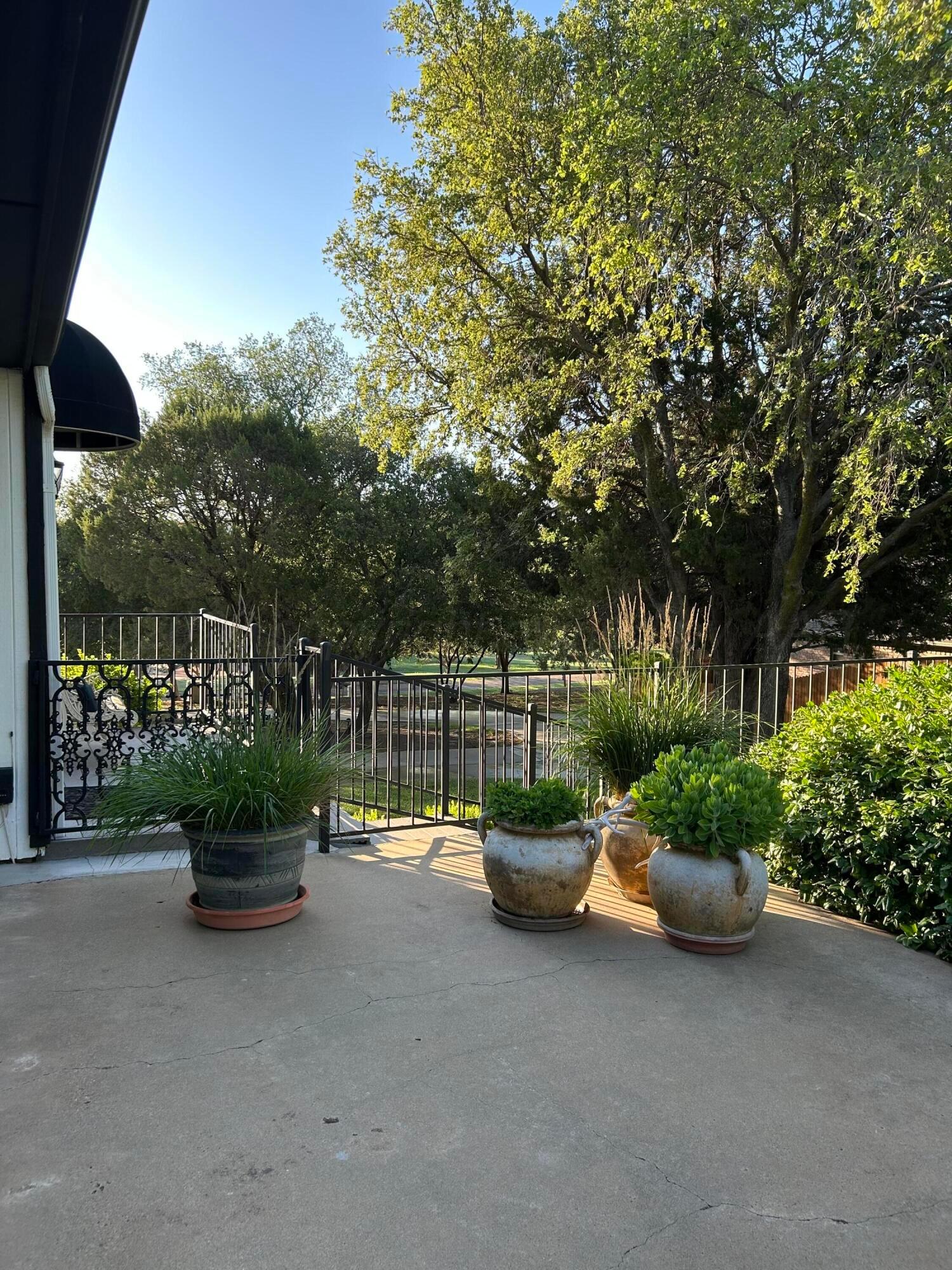 153 N Timbercreek Circle Property Photo 45
