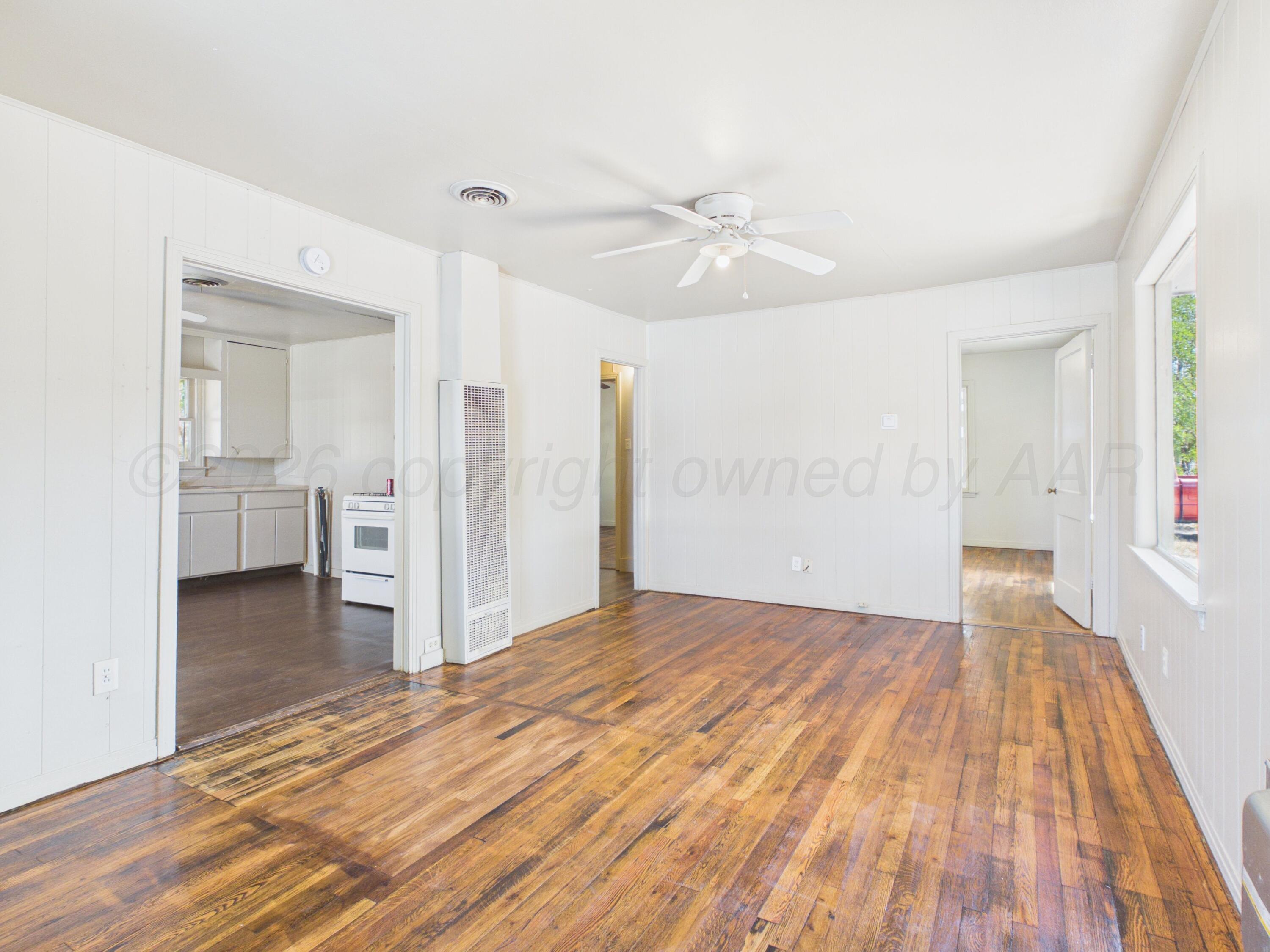 106 N Virginia Street Property Photo 4