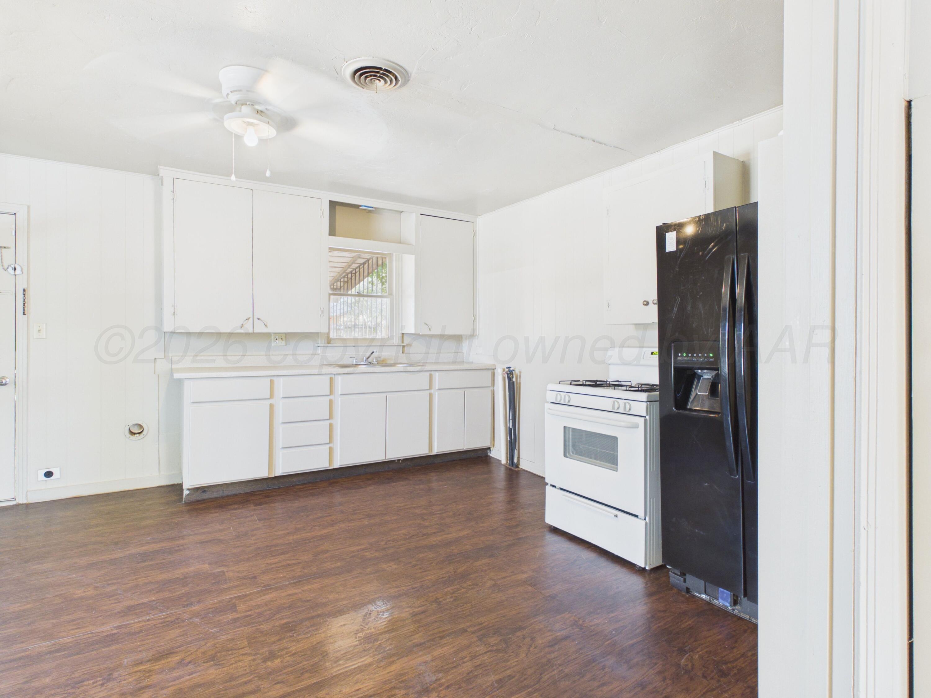106 N Virginia Street Property Photo 6