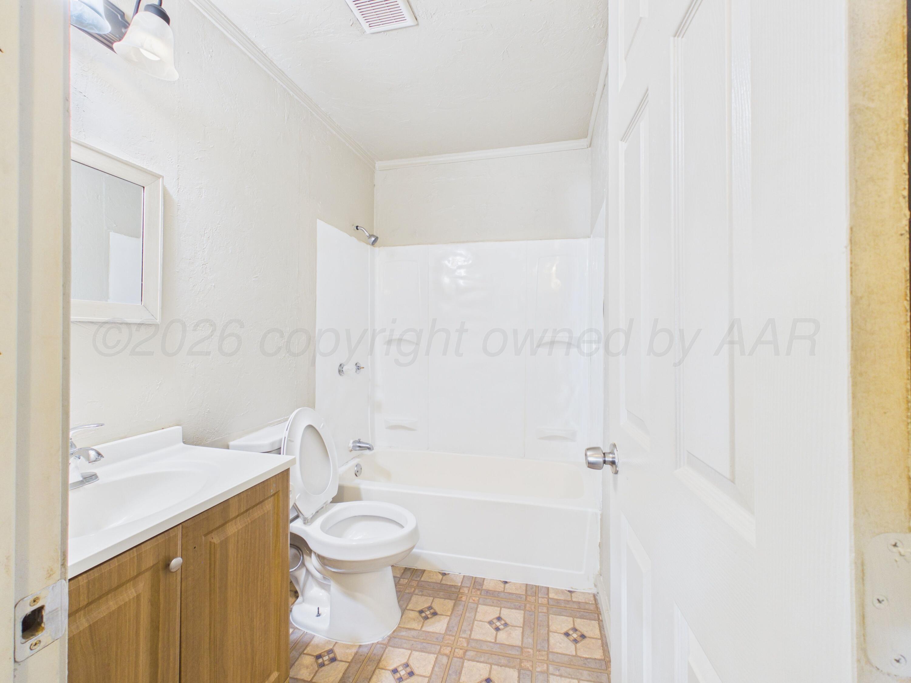 106 N Virginia Street Property Photo 10