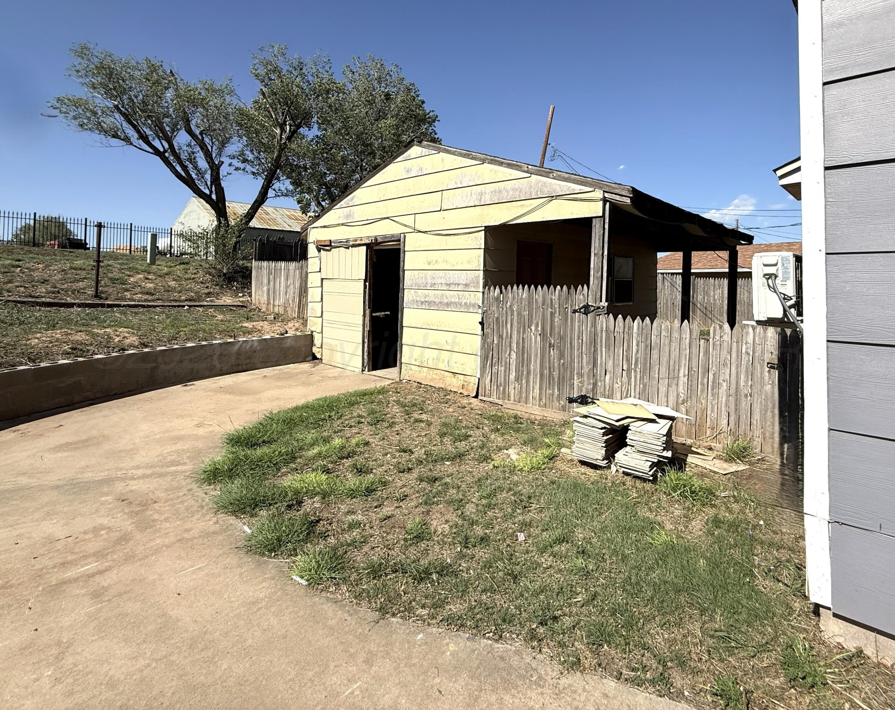 1344 Terrace Street Property Photo 11