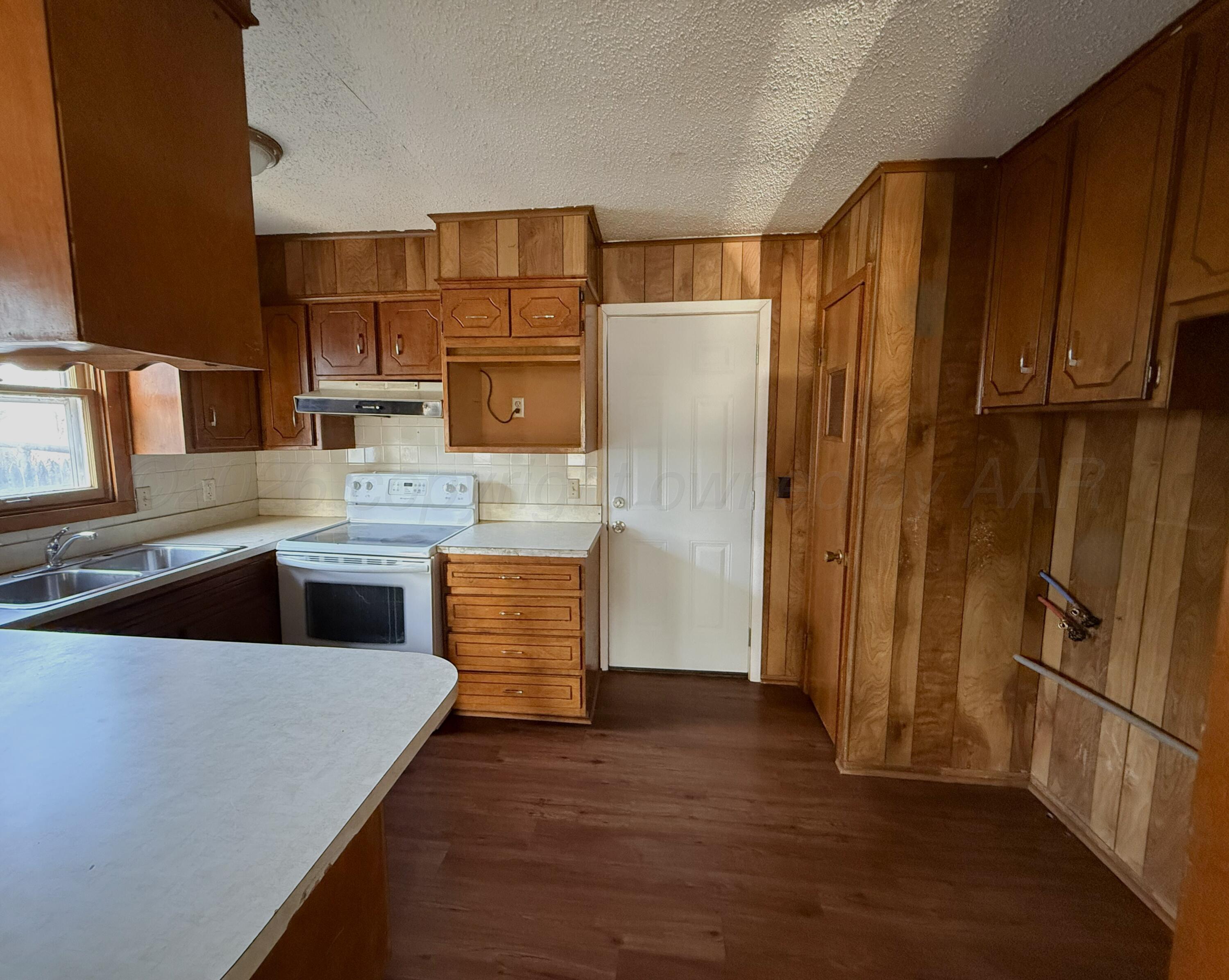 516 N Nelson Street Property Photo 6