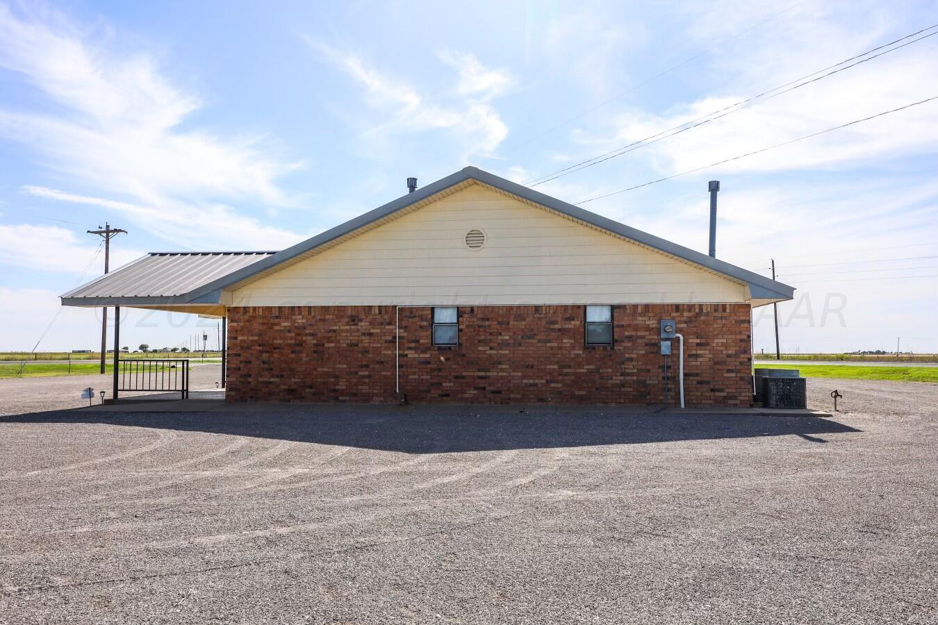 12405 Spur 192 Property Photo 4