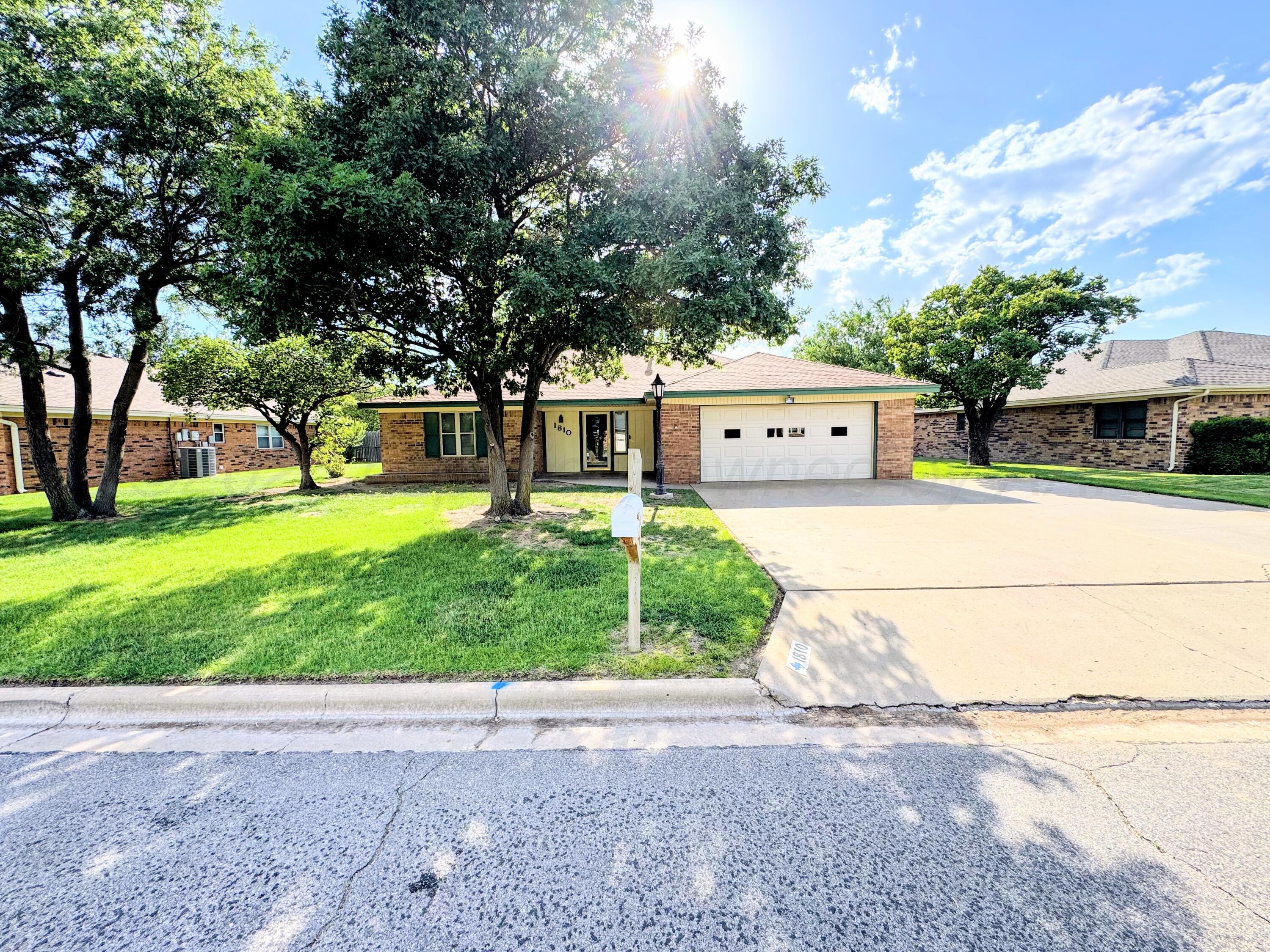 1810 Texas Street Property Photo 1