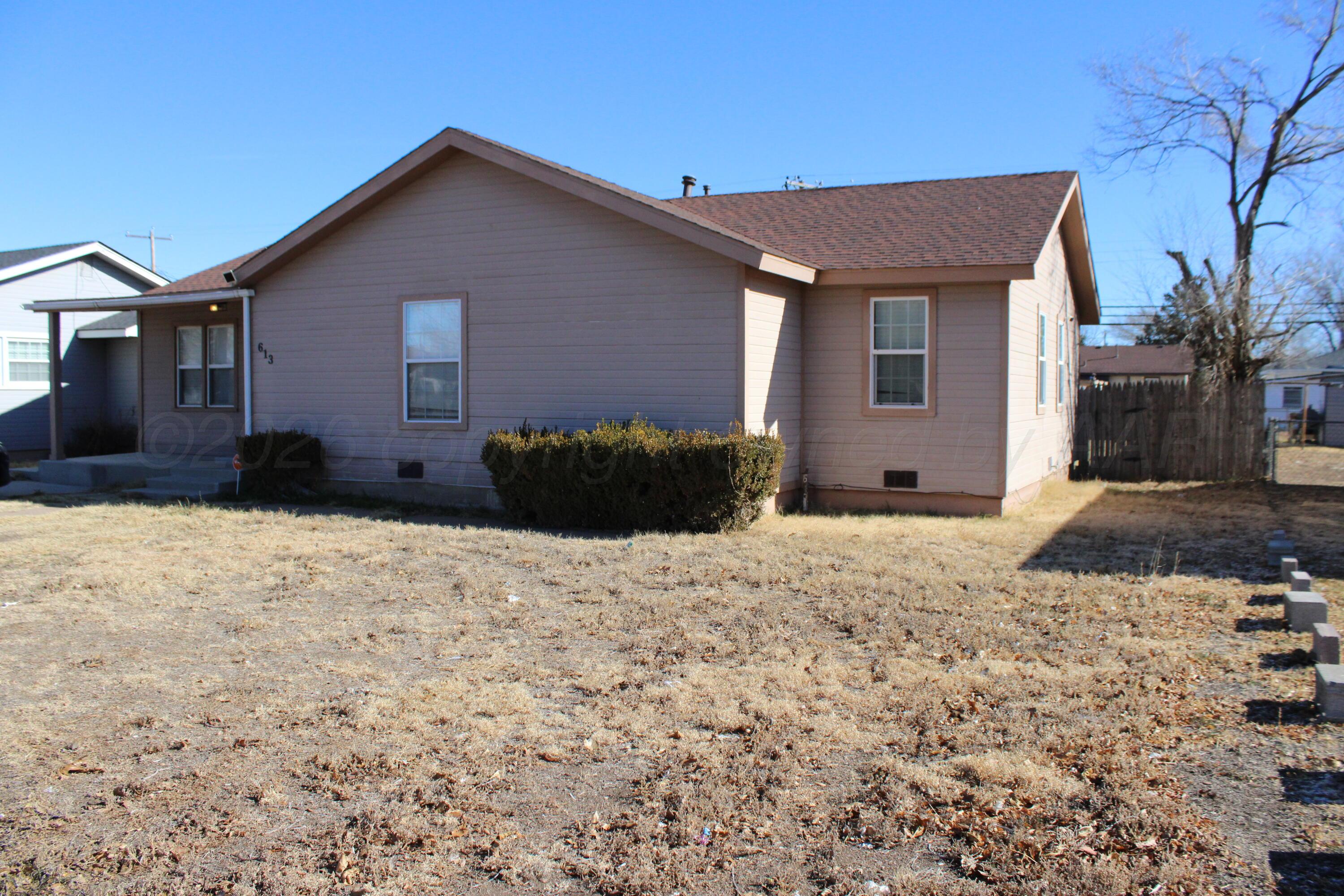 613 S Maddox Avenue Property Photo 2
