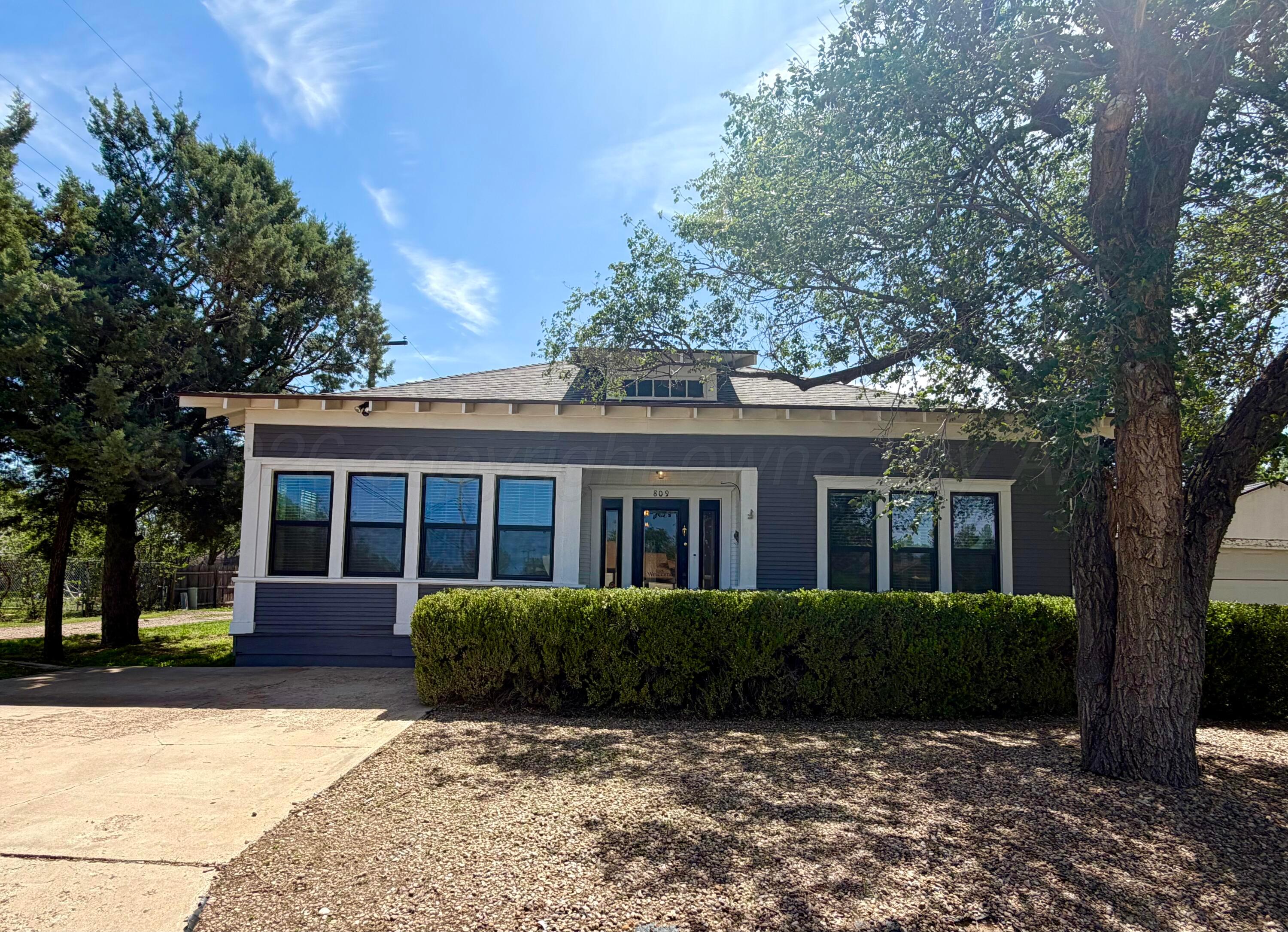 809 14TH Street Property Photo 1