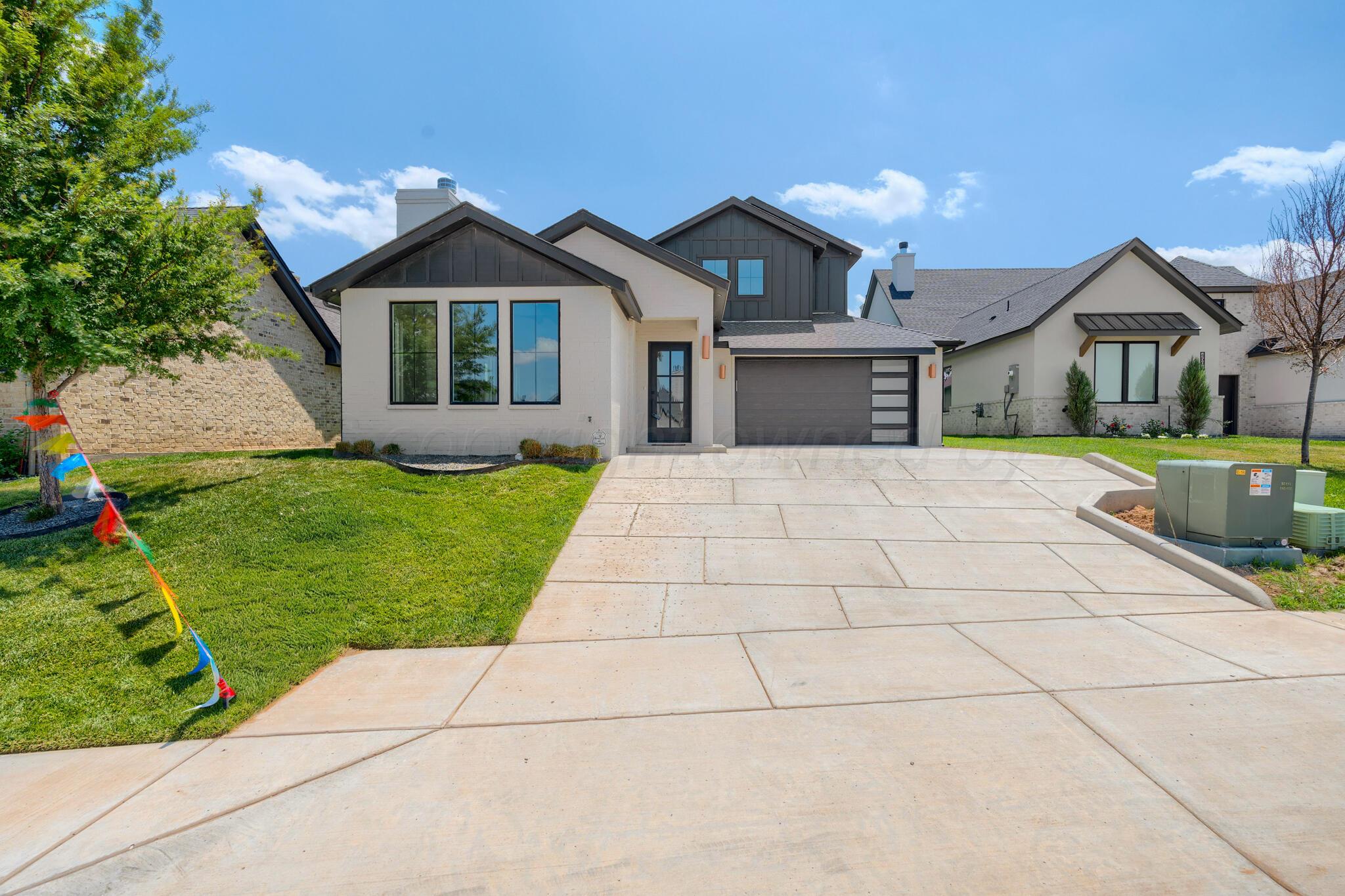 4409 N ROCKING CHAIR Property Photo 1
