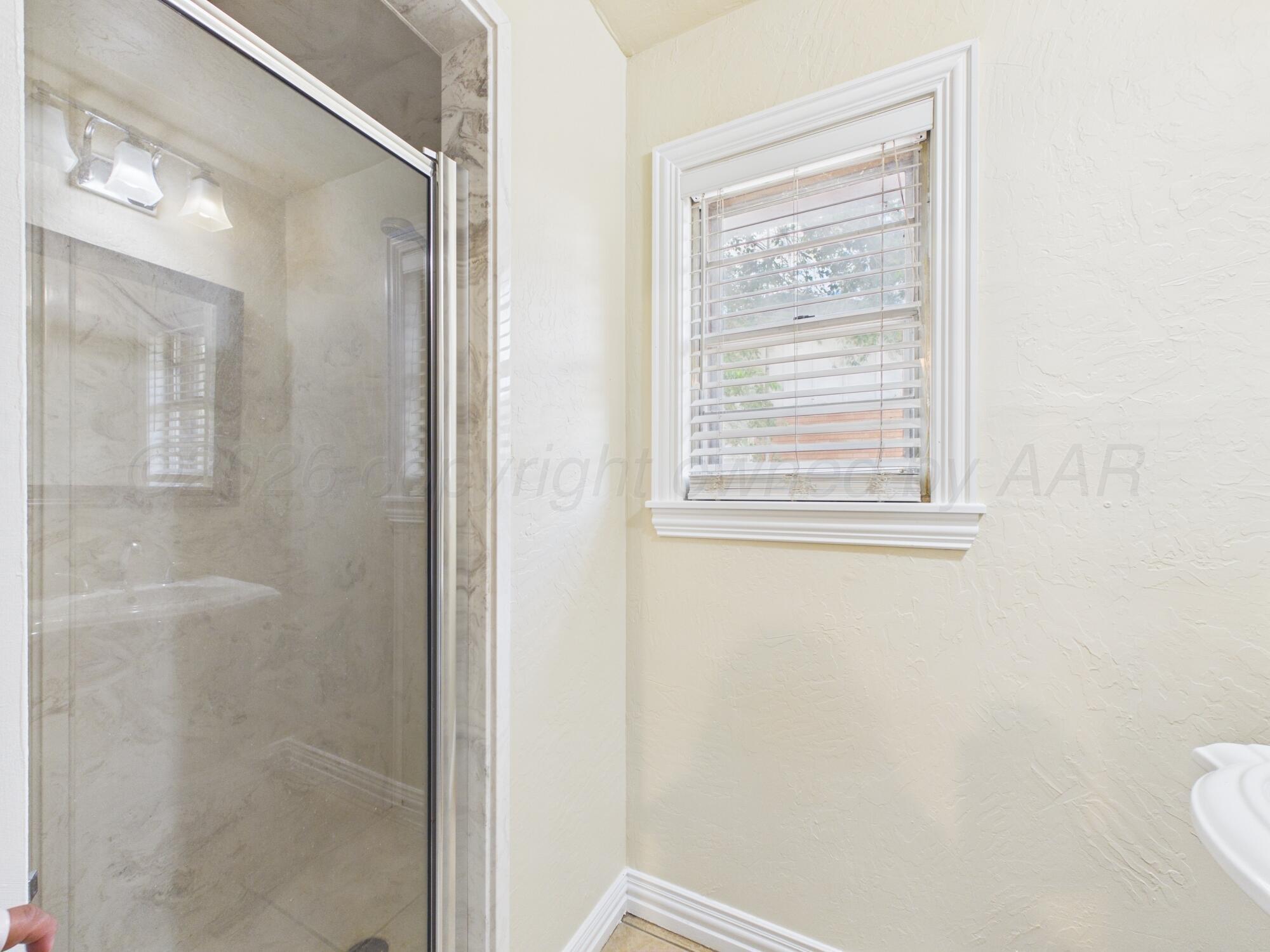 410 Mills Avenue Property Photo 13