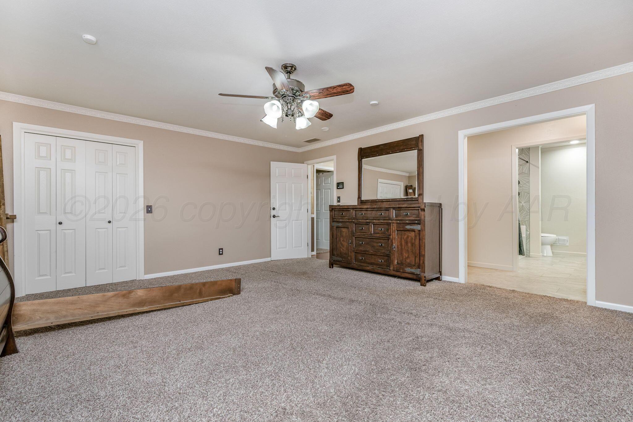210 N Texas Avenue Property Photo 21