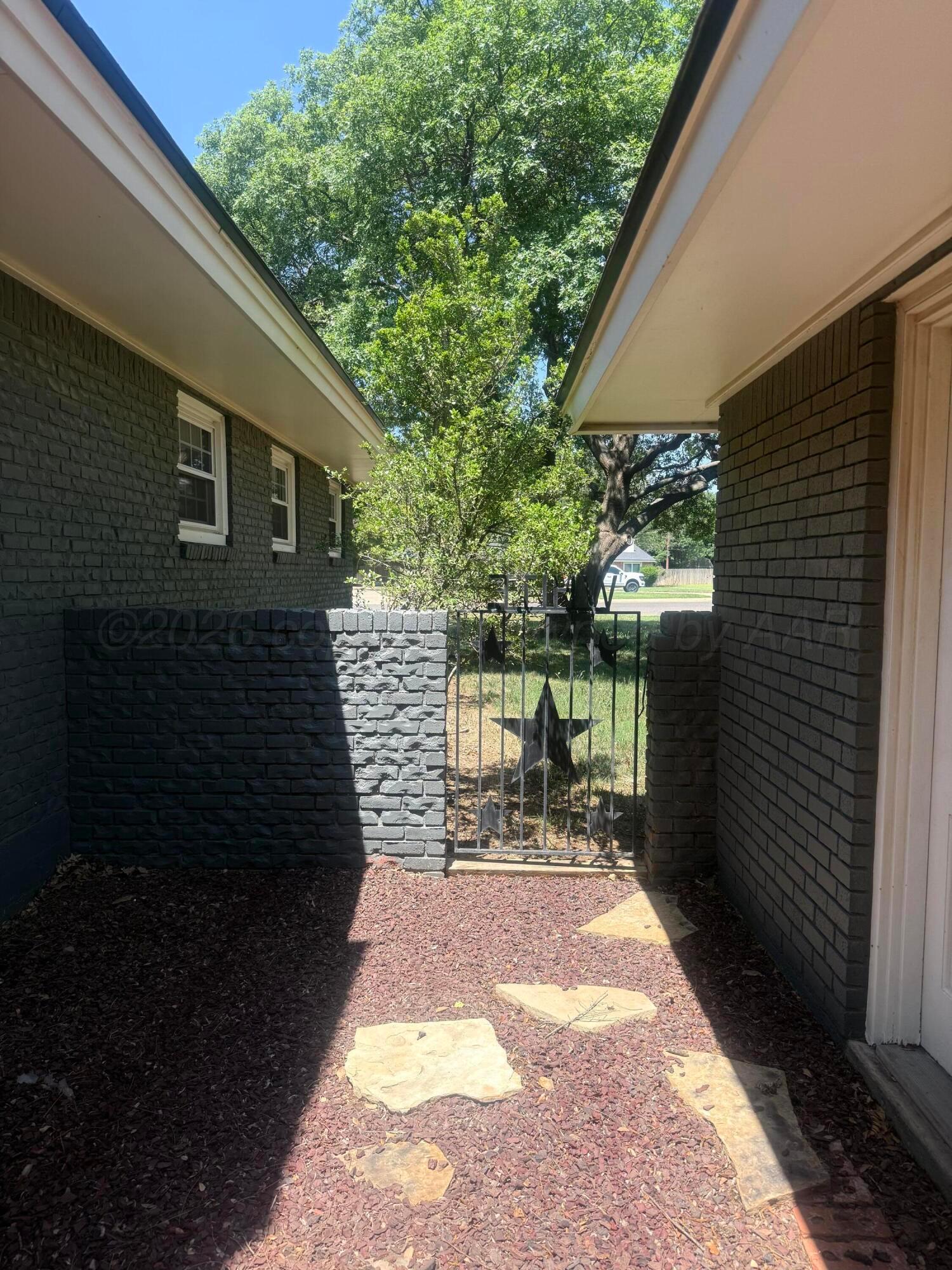210 N Texas Avenue Property Photo 36