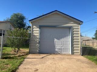 4500 S Bonham Street Property Photo 9