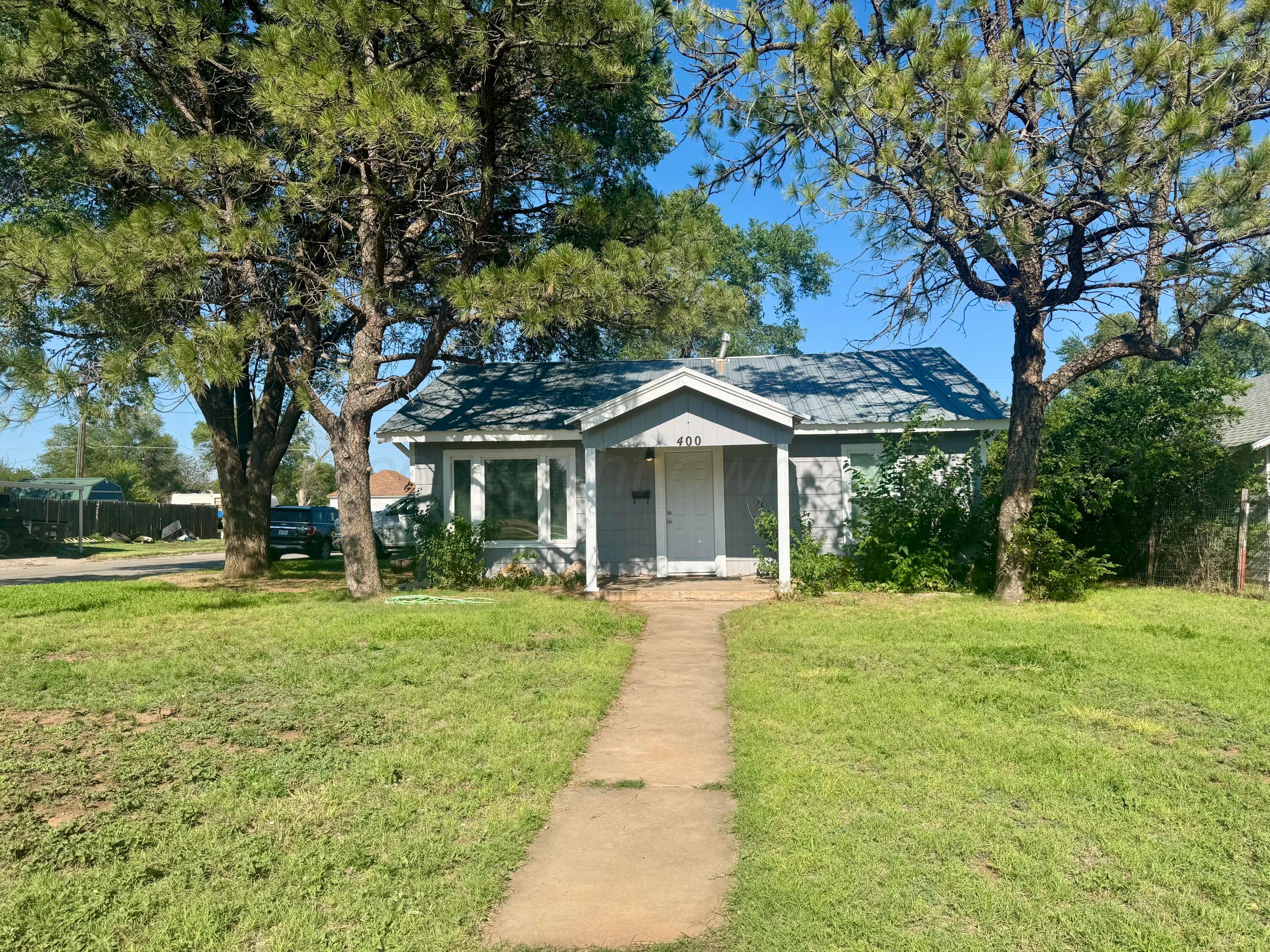 400 S Madden Street Property Photo 1