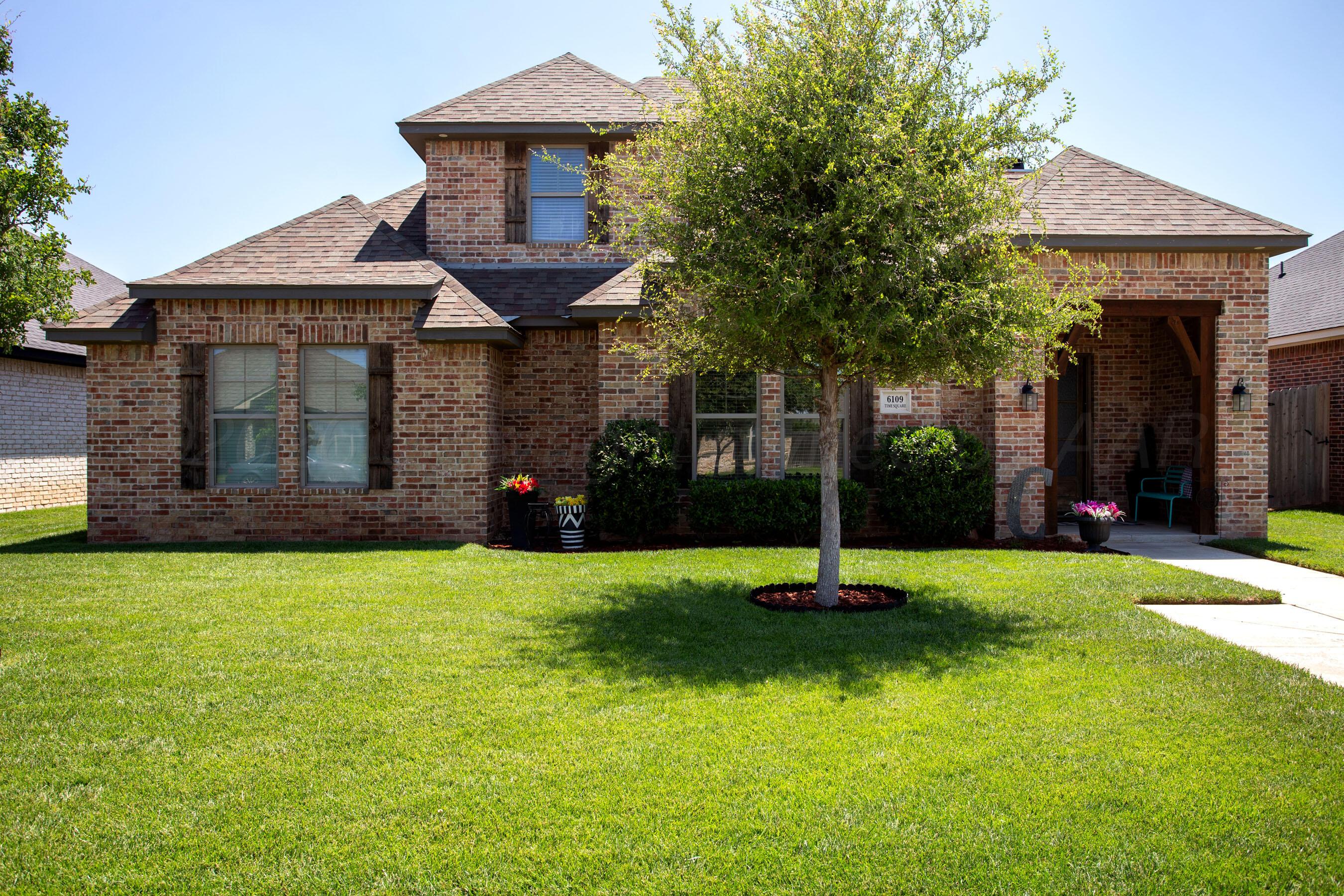 6109 Time Square Property Photo 1