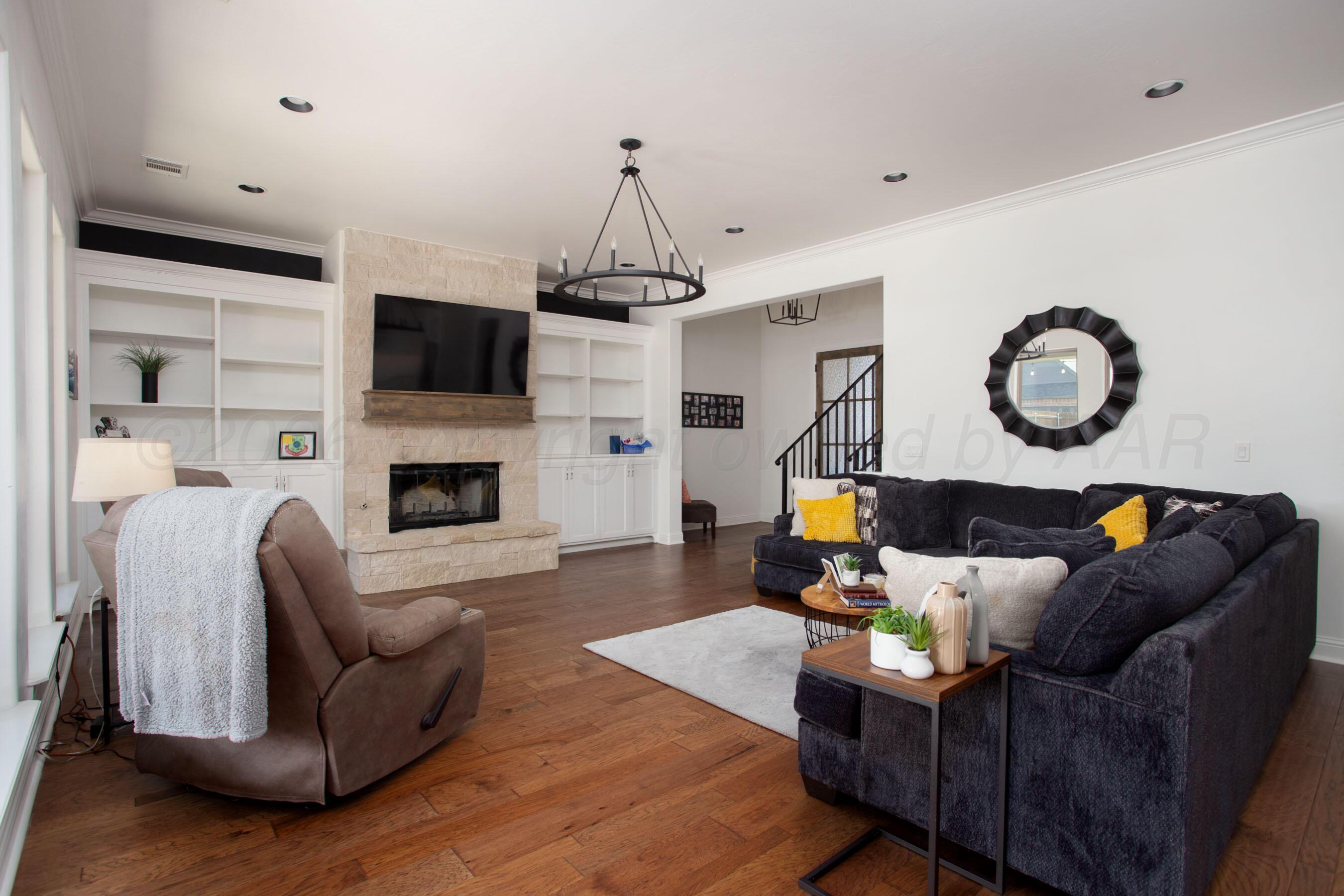 6109 Time Square Property Photo 3