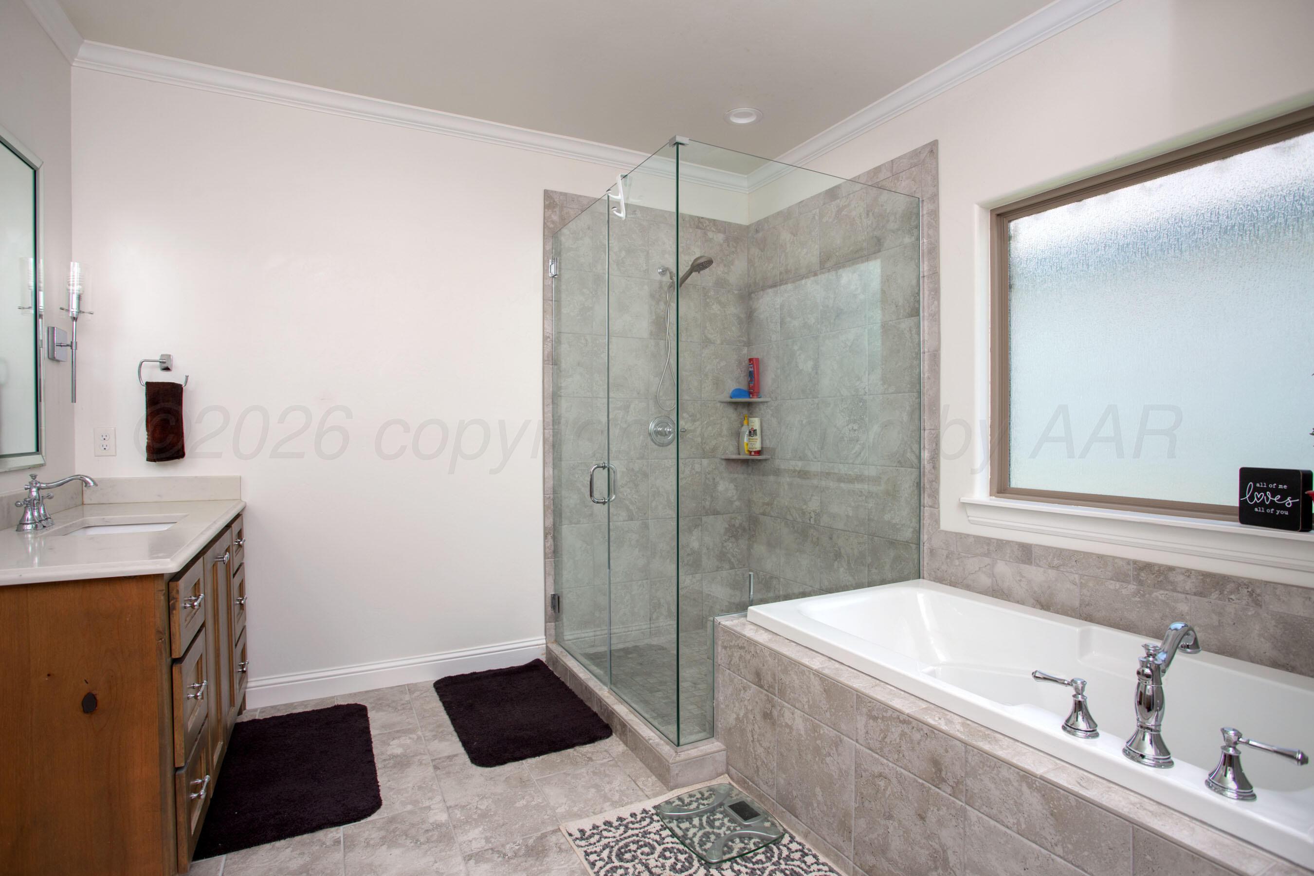 6109 Time Square Property Photo 14