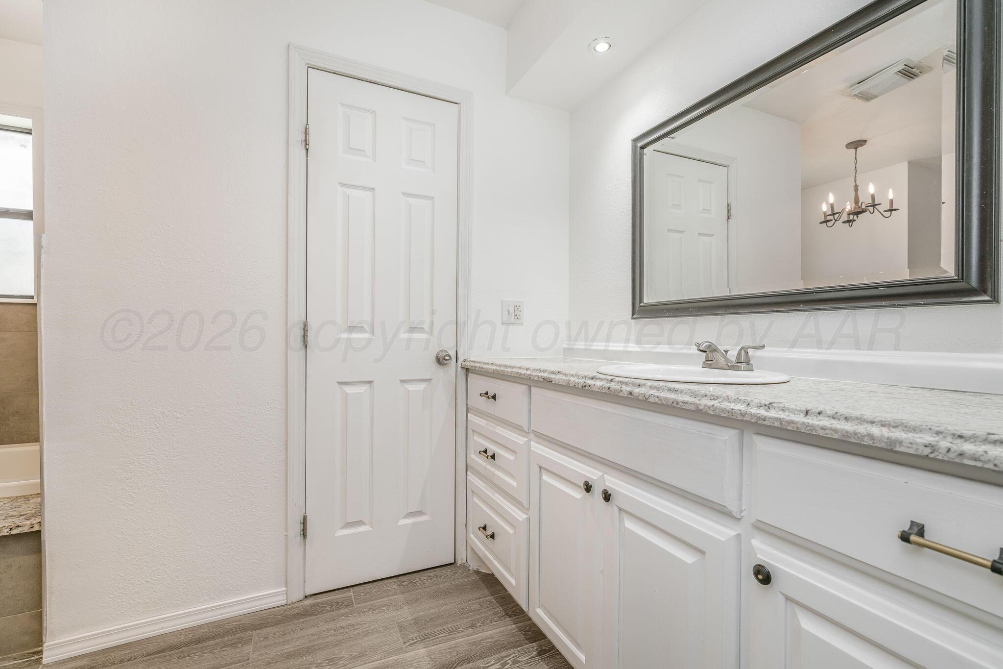 4015 Oakhurst Drive Property Photo 18